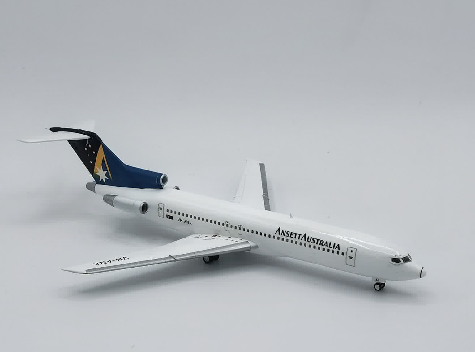 Completed 1/200 Hasegawa Ana Boeing 787-8 model