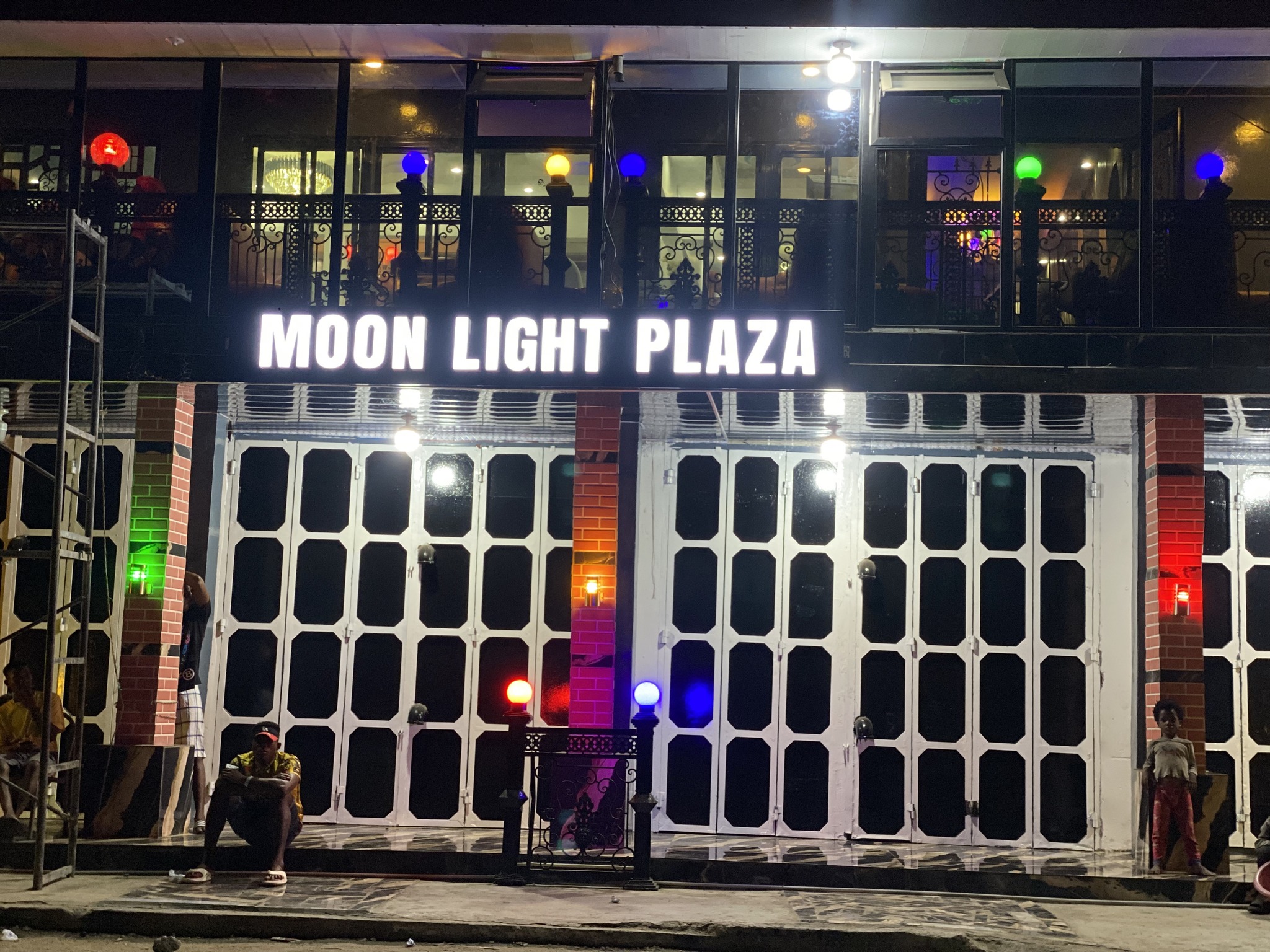 moonlight-plaza-monrovia