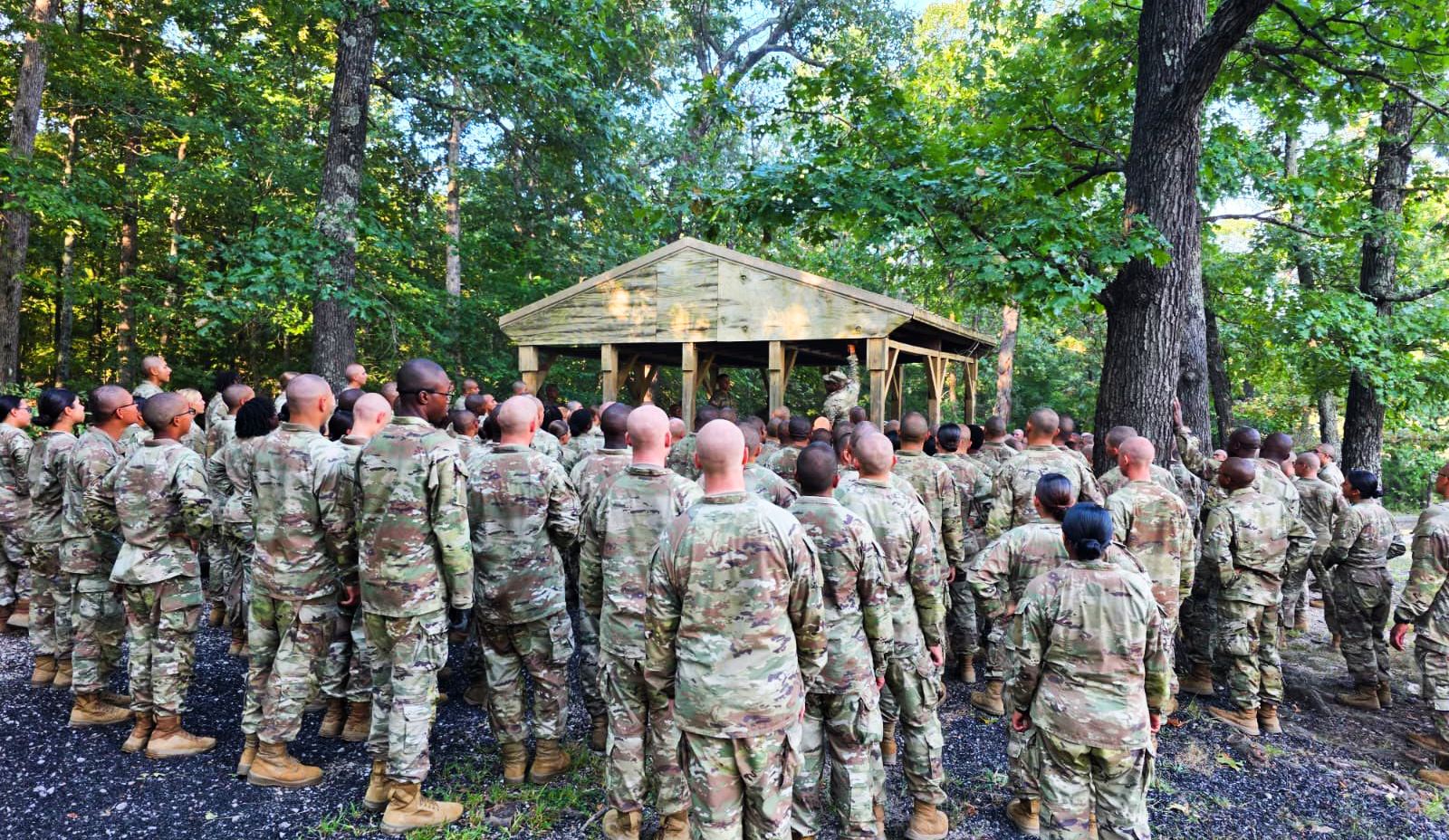 Foxtrot Company 3rd Battalion 10th Infantry Regiment Graduation ...