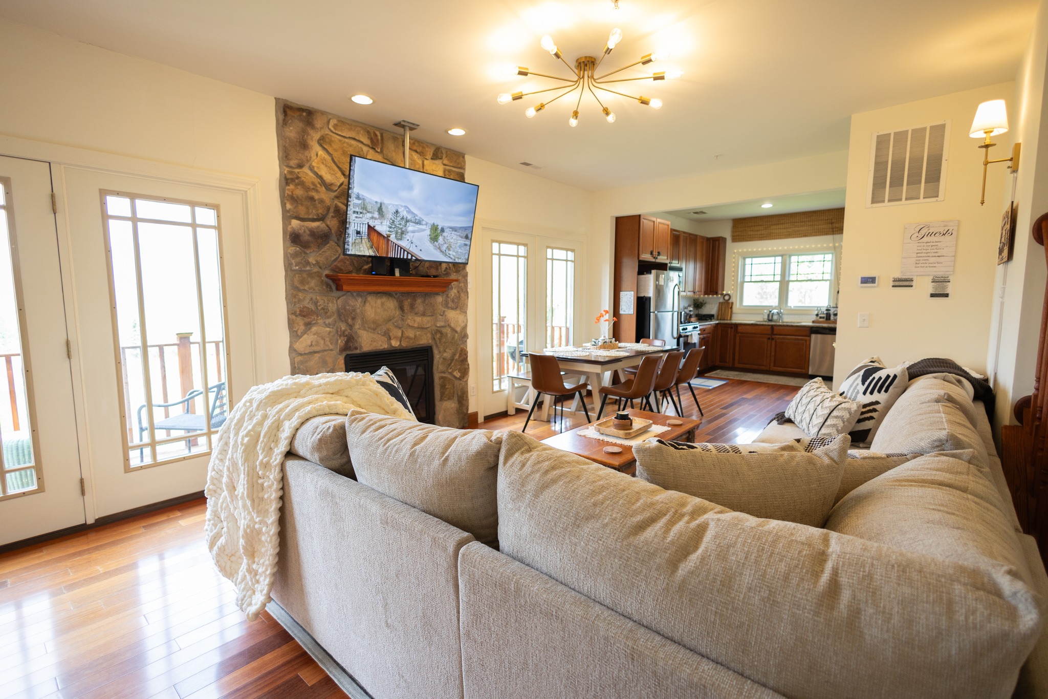 Visual Reference: Hunter Happy Trails Vacation Rental