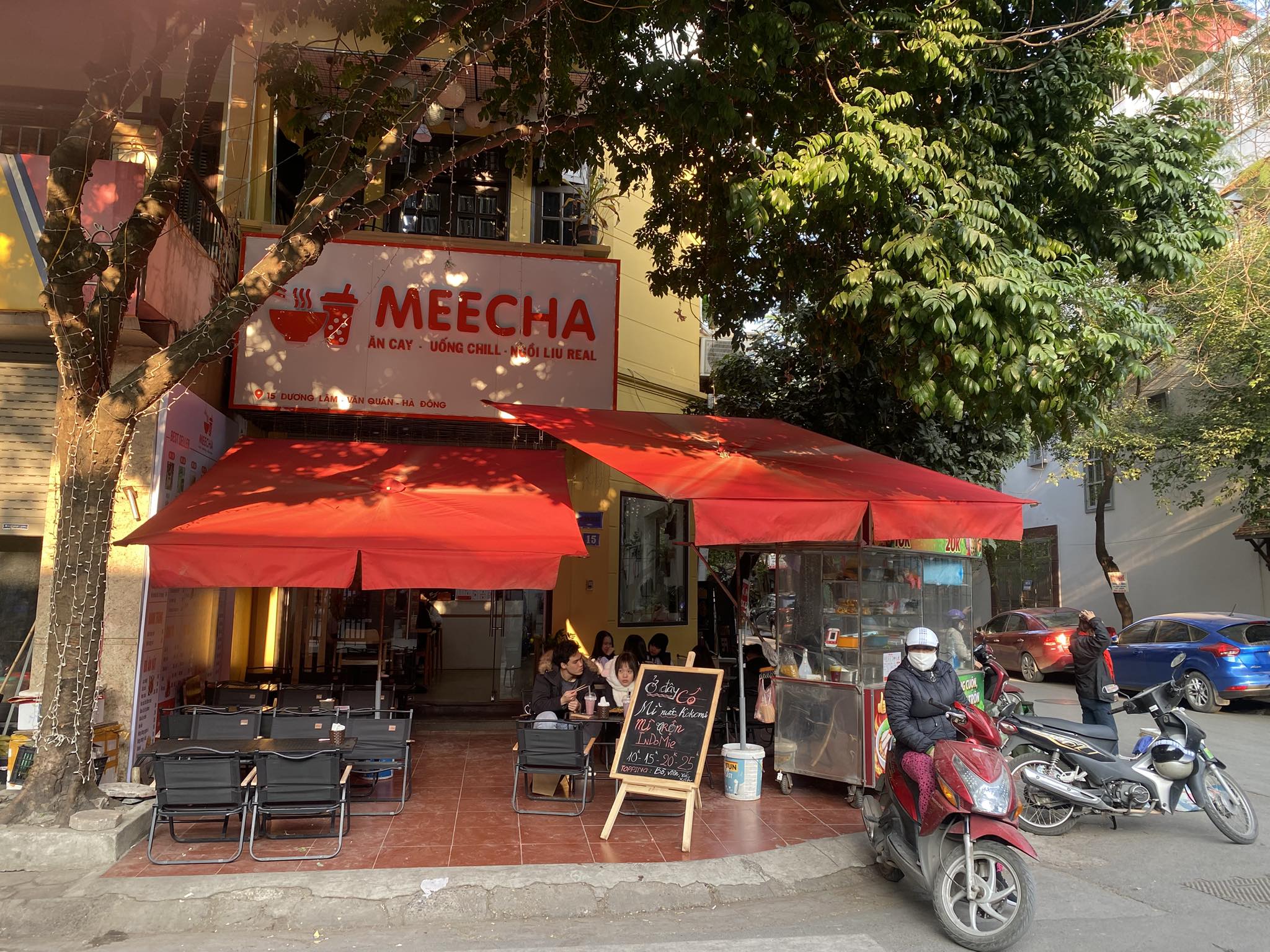 Văn Quán MeeCha