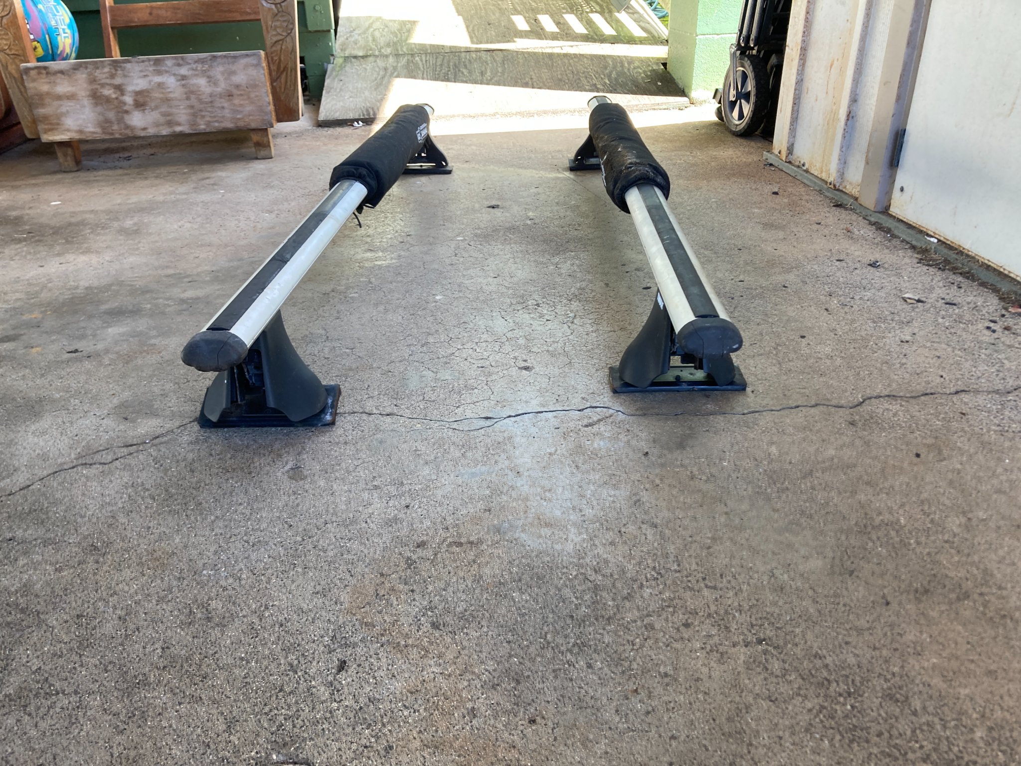 Thule Aluminum Surf Racks 55