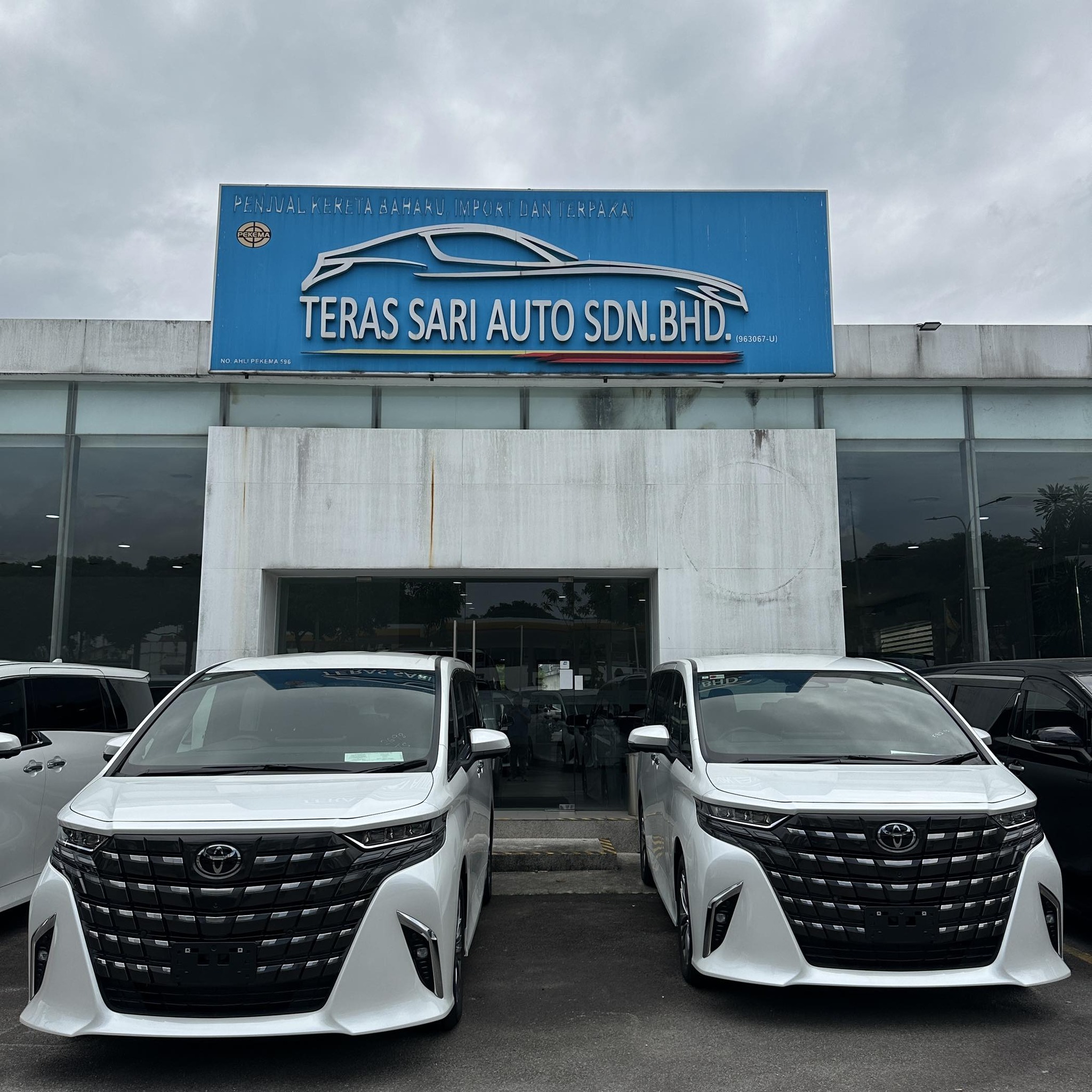 𝐃𝐞𝐥𝐢𝐯𝐞𝐫𝐲 𝐃𝐚𝐲 𝐒𝐩𝐞𝐜𝐢𝐚𝐥 Bila suami hadiahkan kereta untuk isteri tercinta ...