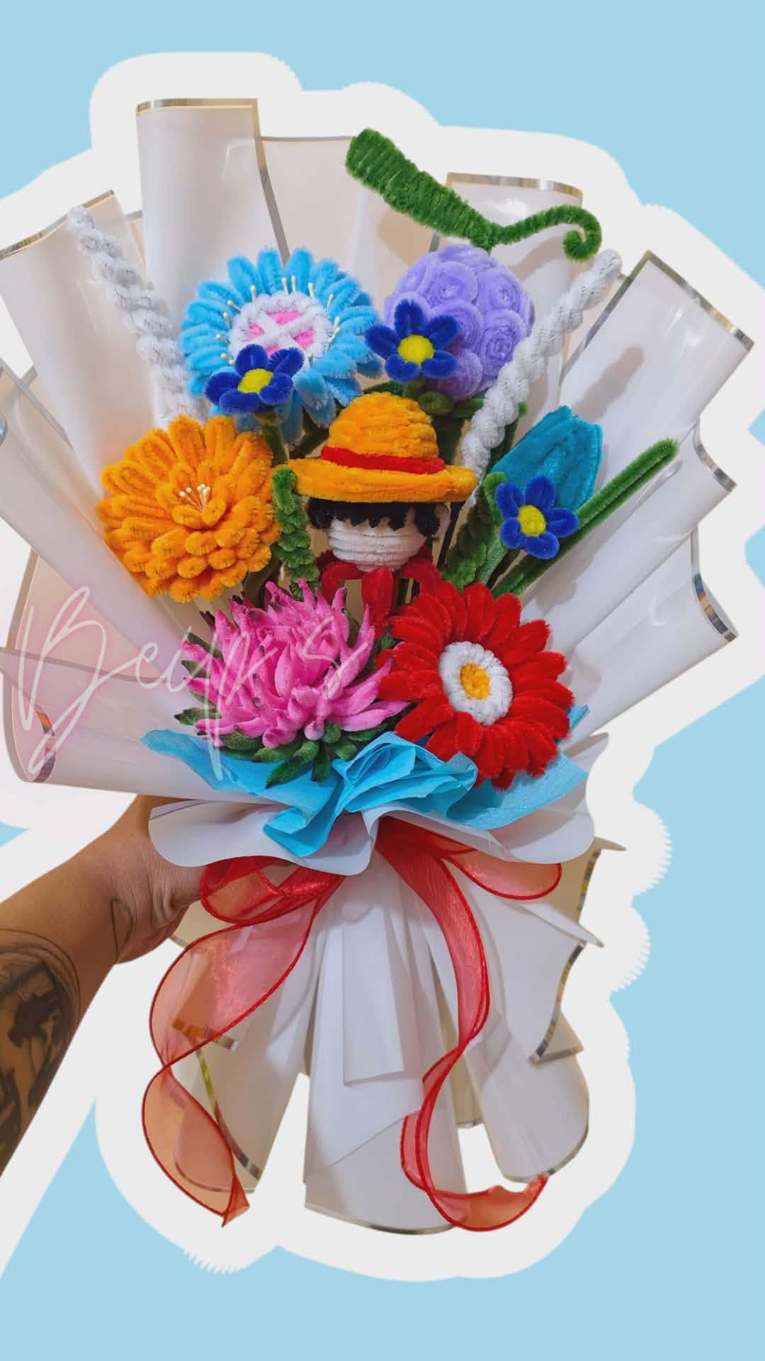 A bouquet inspired by the world of One Piece!