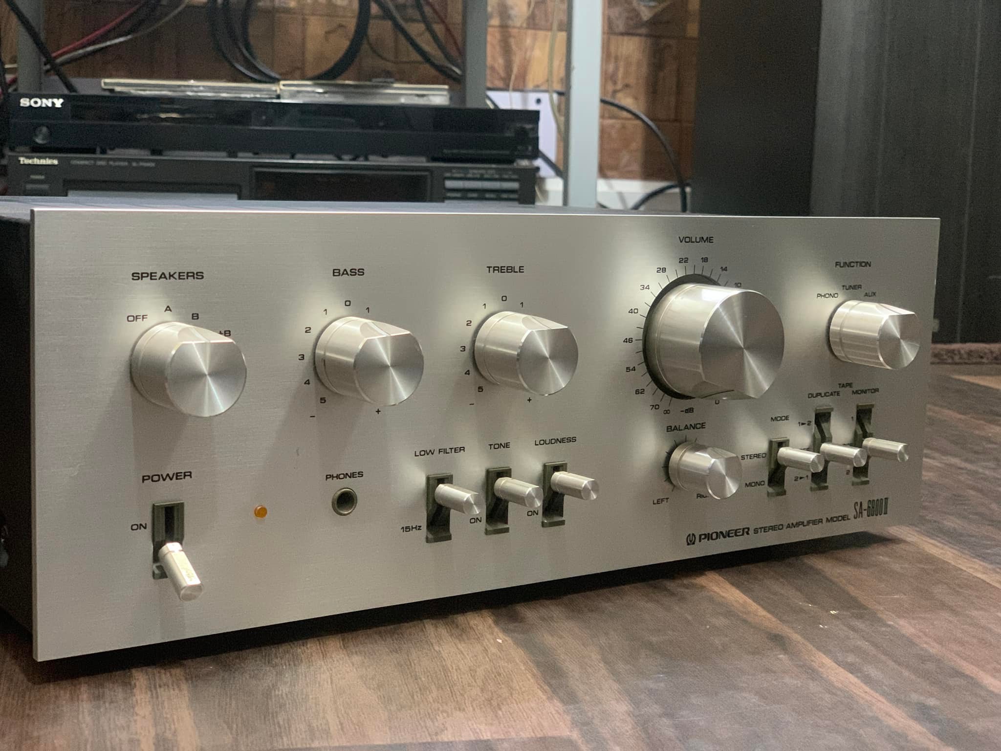 Pioneer SA-6800 II Stereo Integrated Amplifier (1976-80) For sale