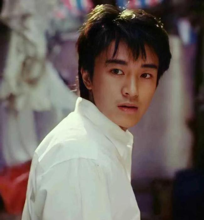 第5集 华仔经典港片百看不厌《至尊无上》 #电影 #解说电影 #电影剪辑 #精彩片段 #电影解说 #影视 #影视解说 #热门电影 #港片精彩 ...