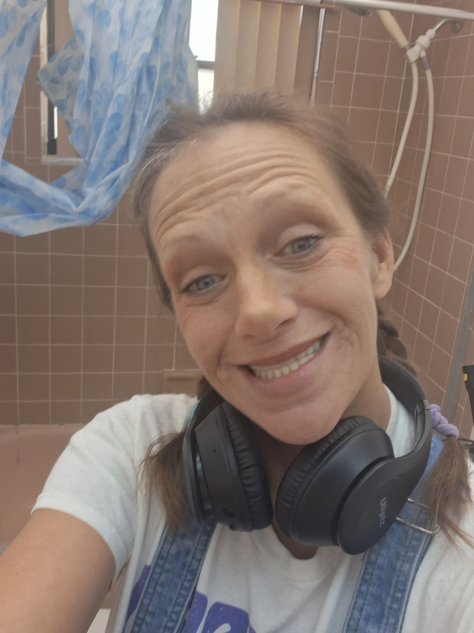 Before and after of a new clients initial bathroom deep cleaning. I was ...