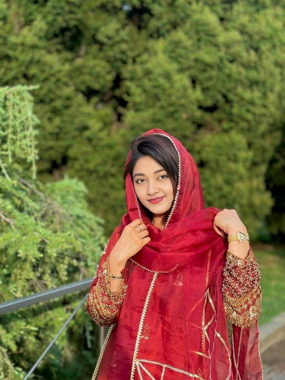 Muskan Rose - Muskan Rose updated her cover photo.