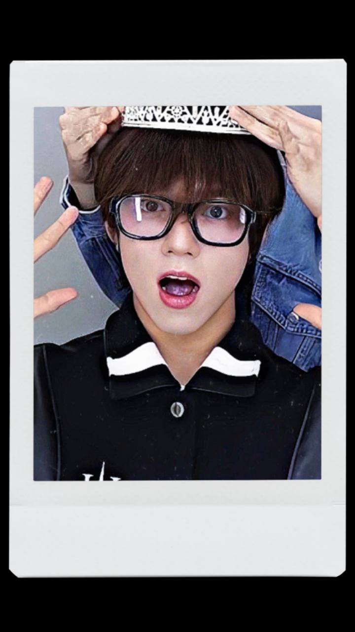 JL photos instax version AHOF JL face card is really something,his