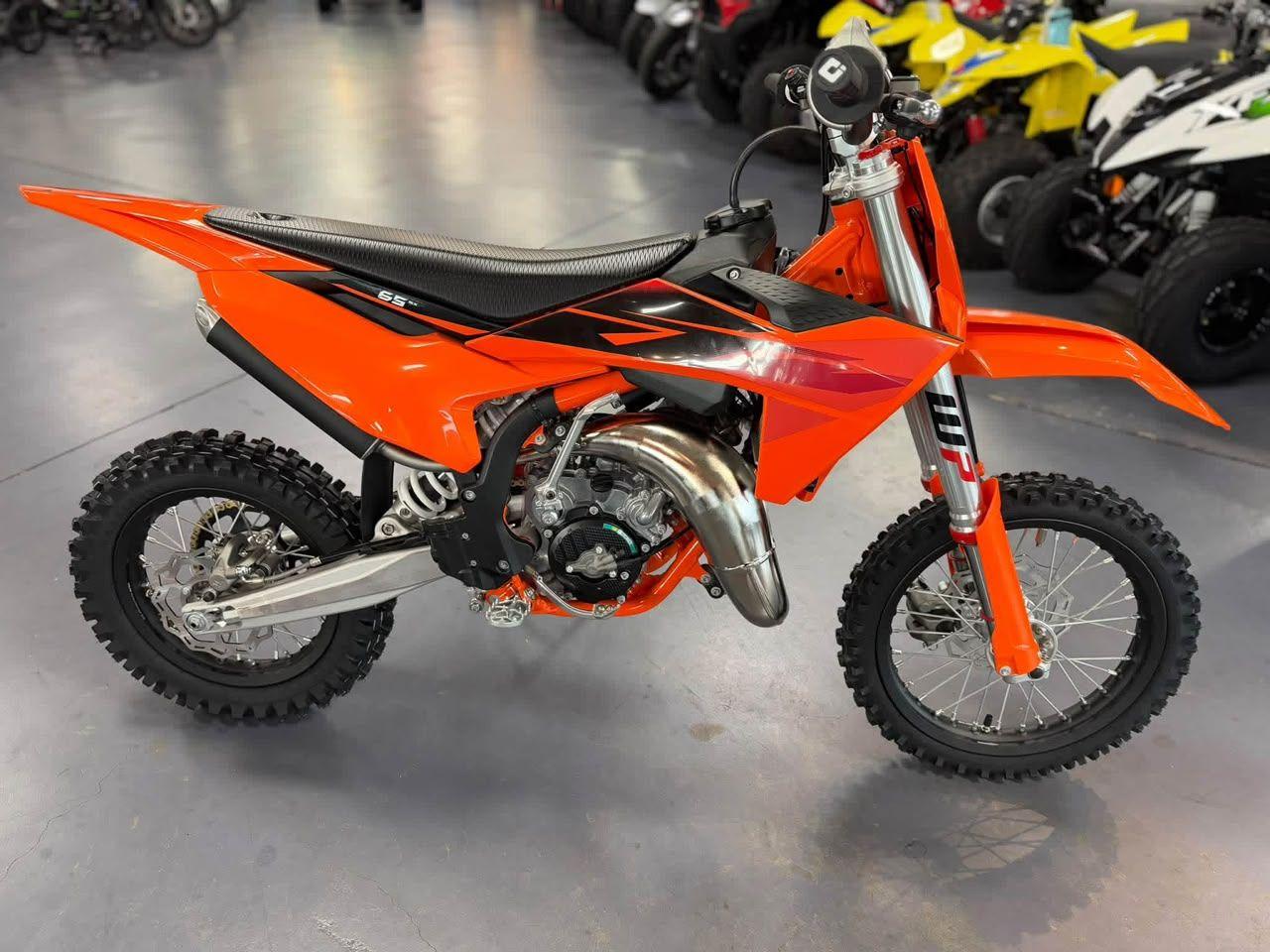 Teraa Force - 🏁 2027 SPEC COMPARISON: Husqvarna vs. JHL... | Facebook