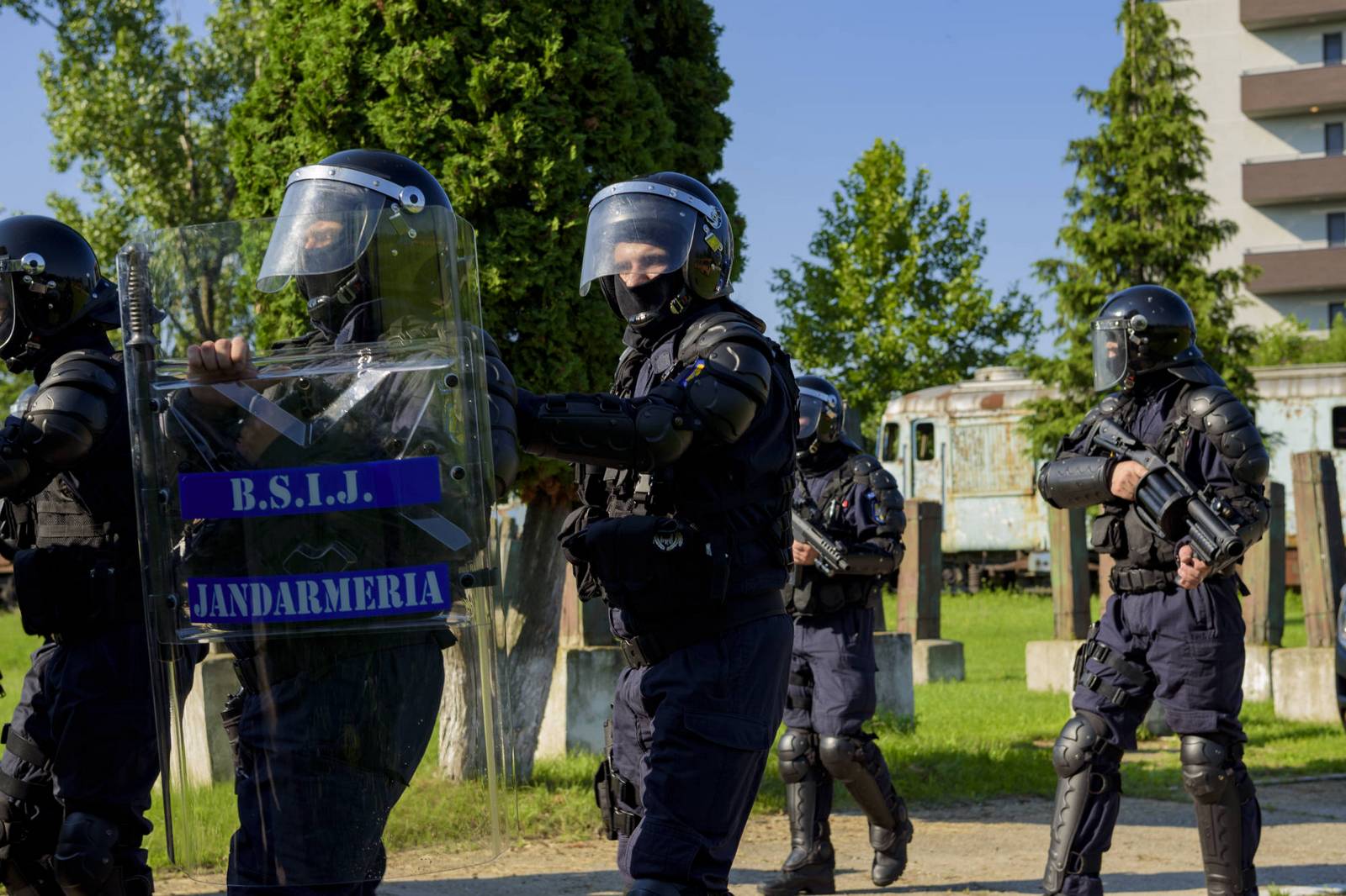 Oportunitatea de a deveni cadru militar în unitatea de elită a ...