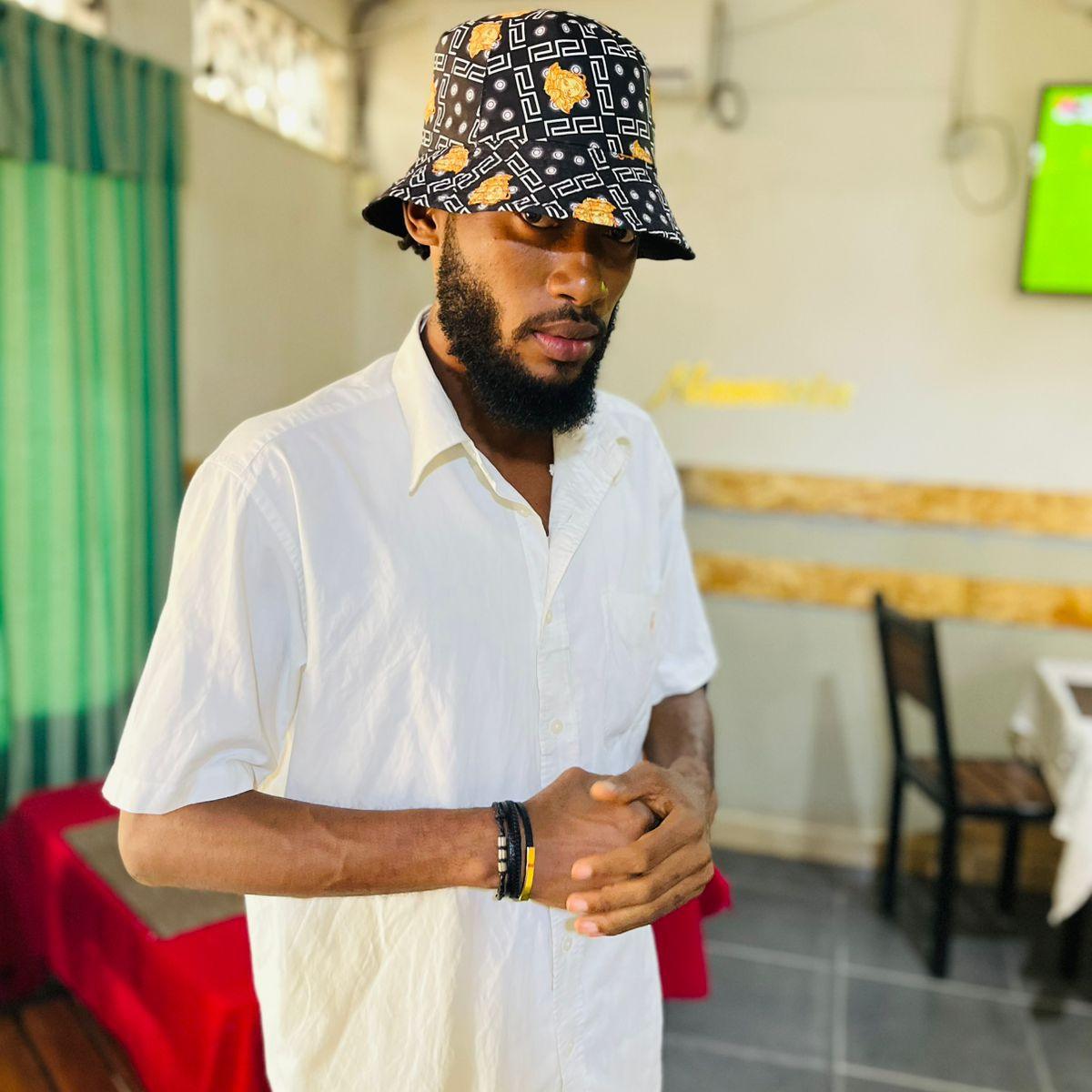 Phyno Angolano