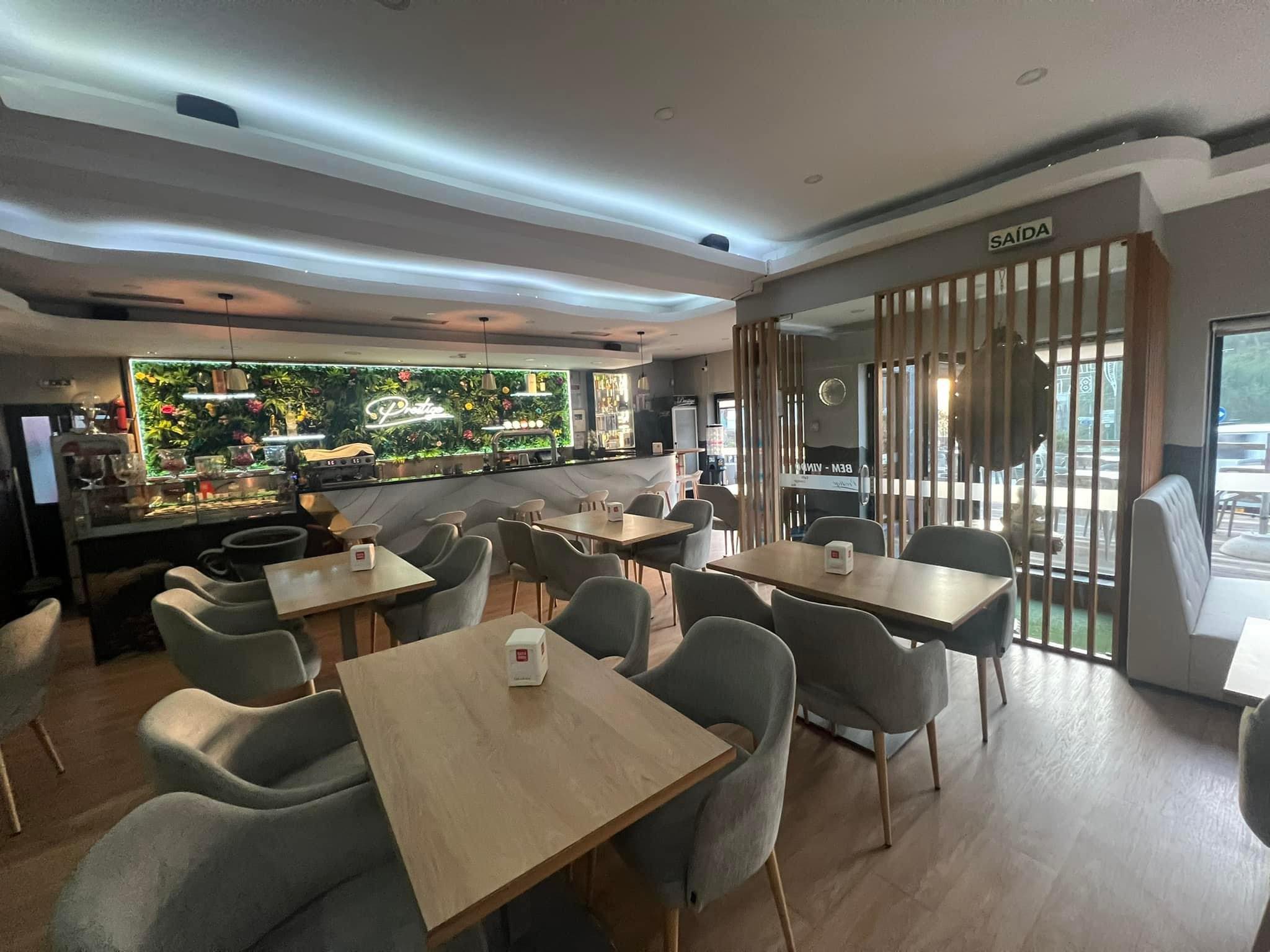 Prestige LoungeBar | Paredes