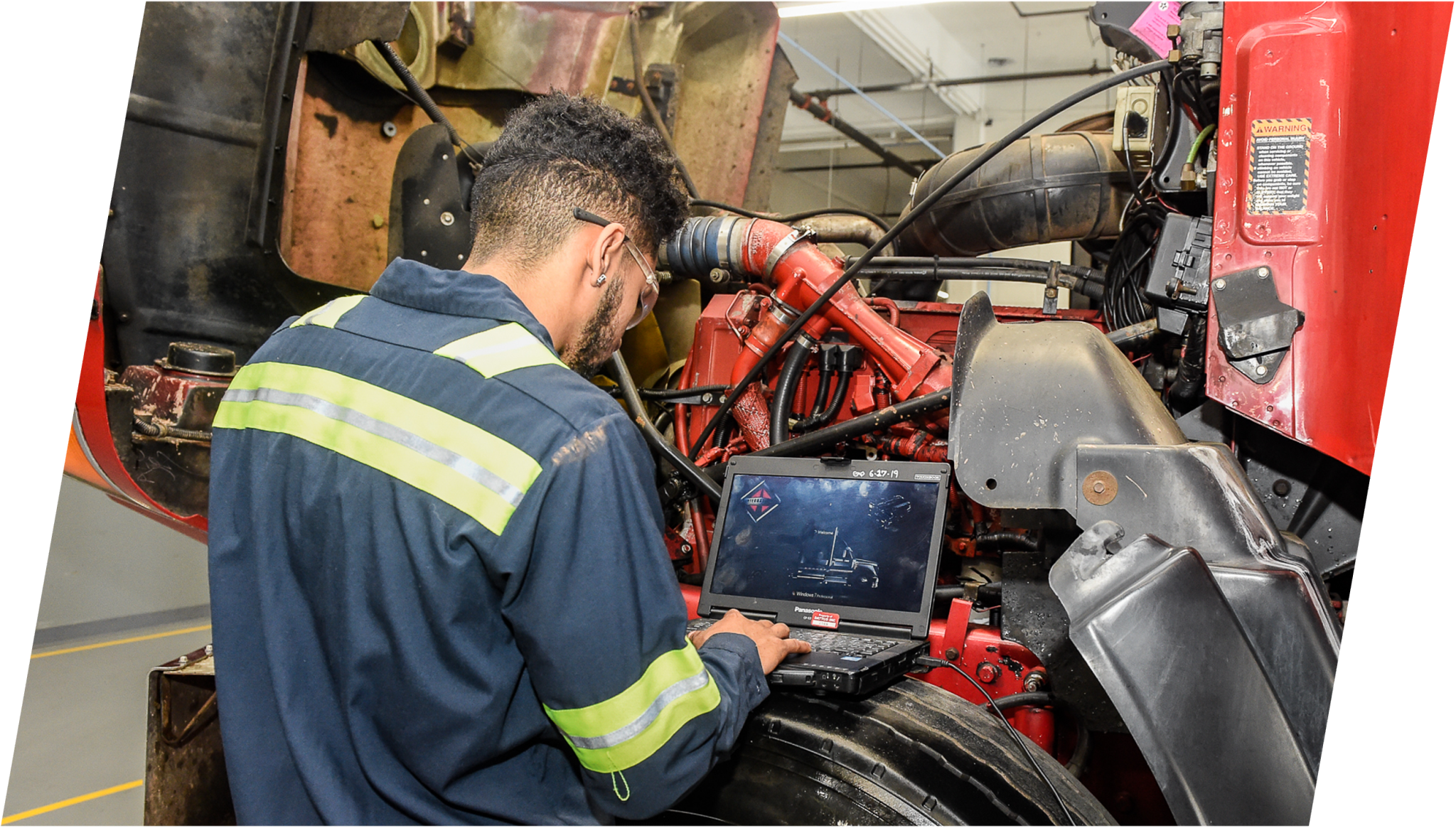 DeVivo Collision Centers | Middletown CT
