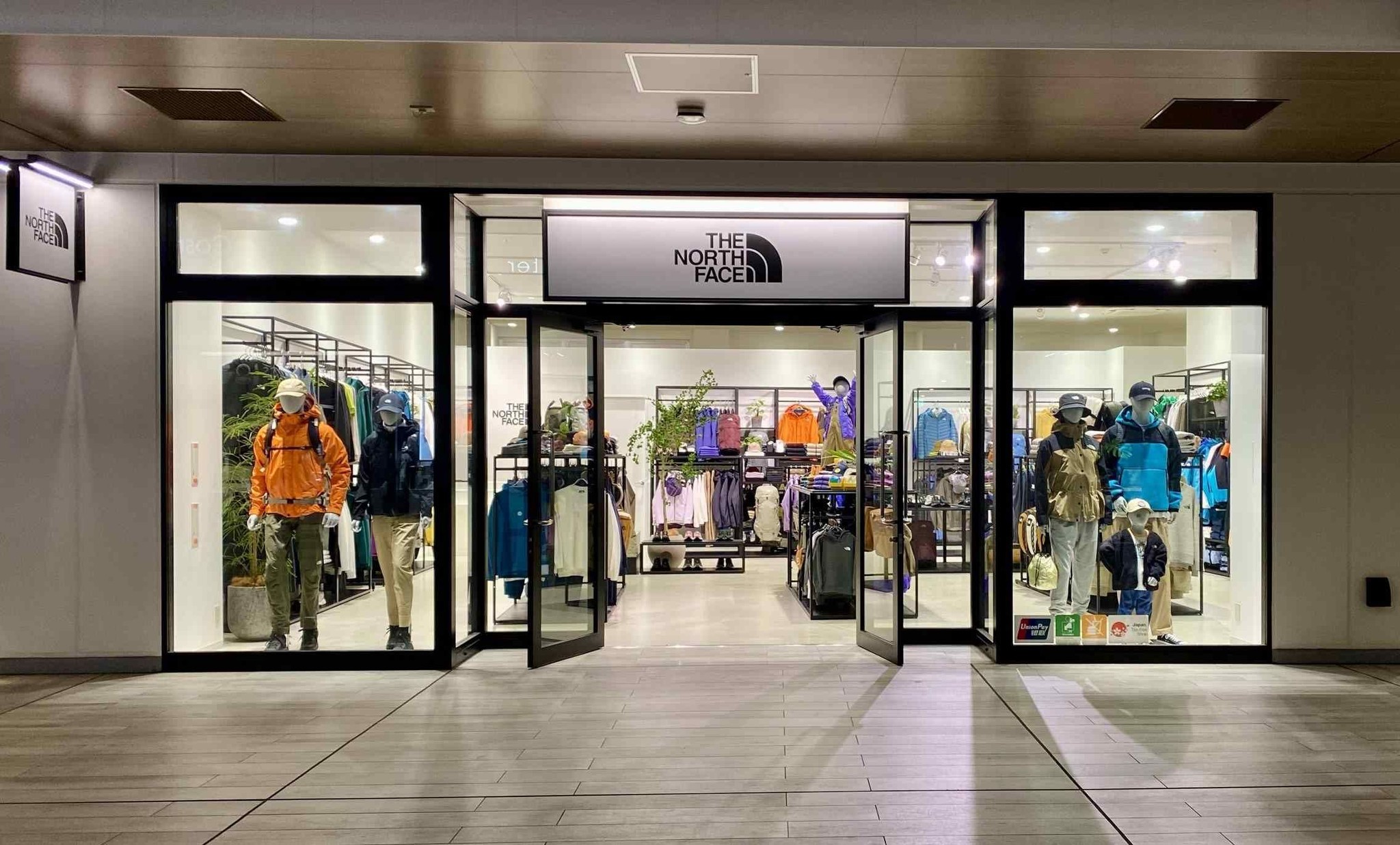 The North Face 三井アウトレットパーク横浜ベイサイド Yokohama Kanagawa