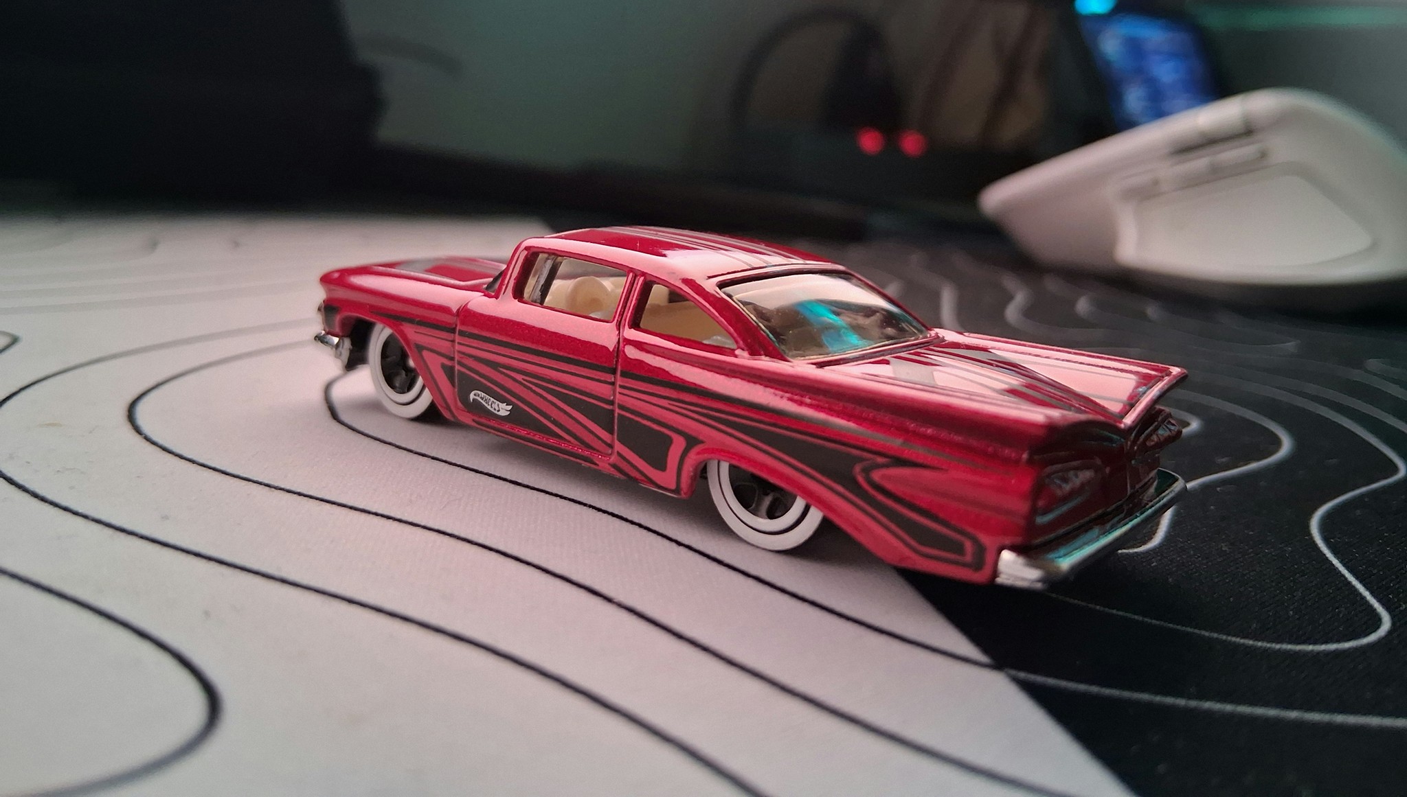 20th Anniversary ? 1:24 Die-Cast Street Low 1958 Chevy Impala 