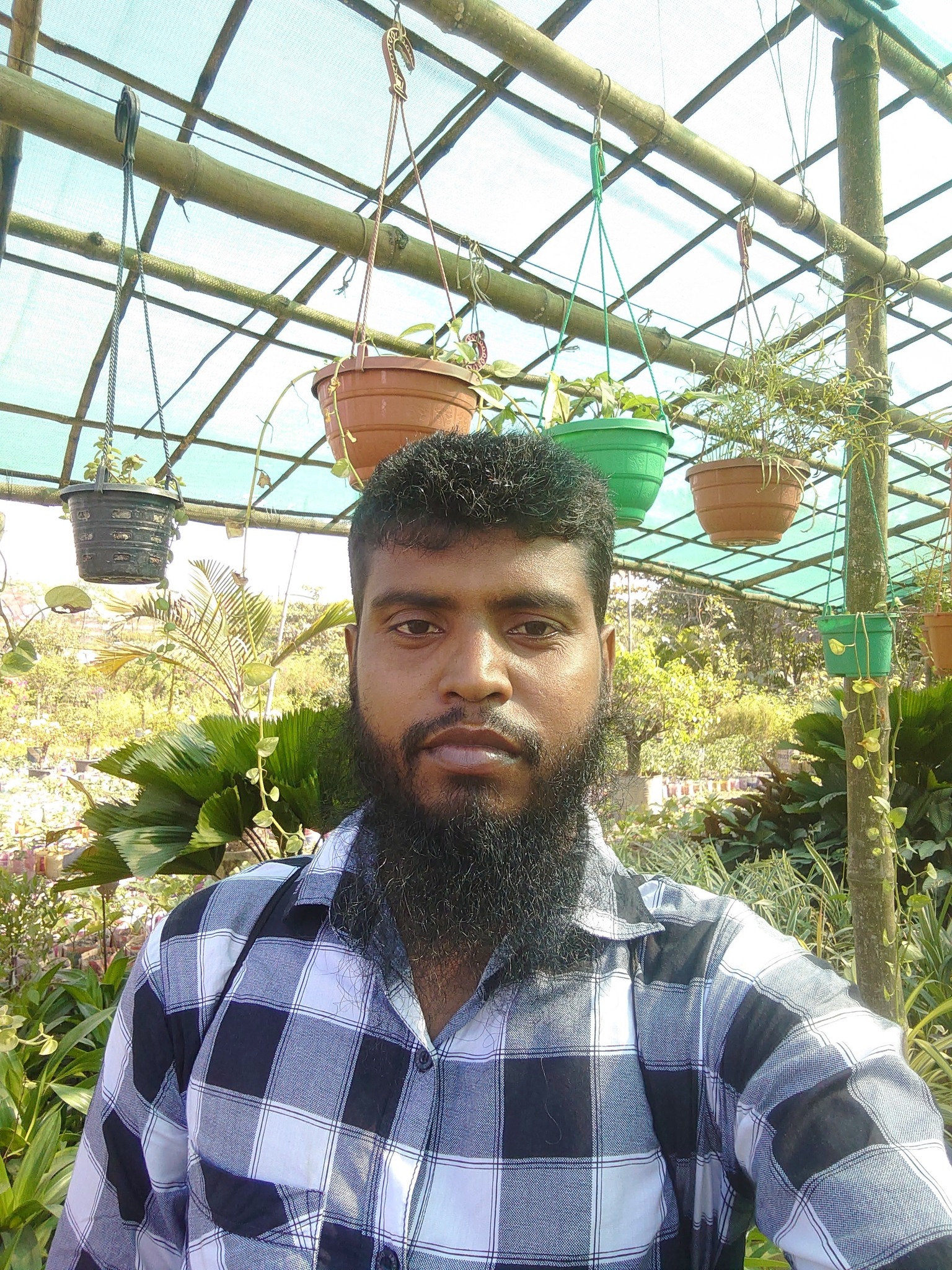 শহরের ছেলে মিলন ভাই