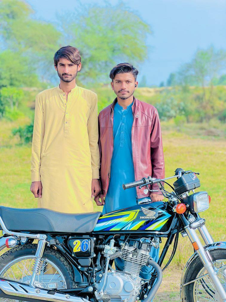 Race Done Ustaad Show : #Shakeel Highway vs #Saqib Sankey Rider : # ...