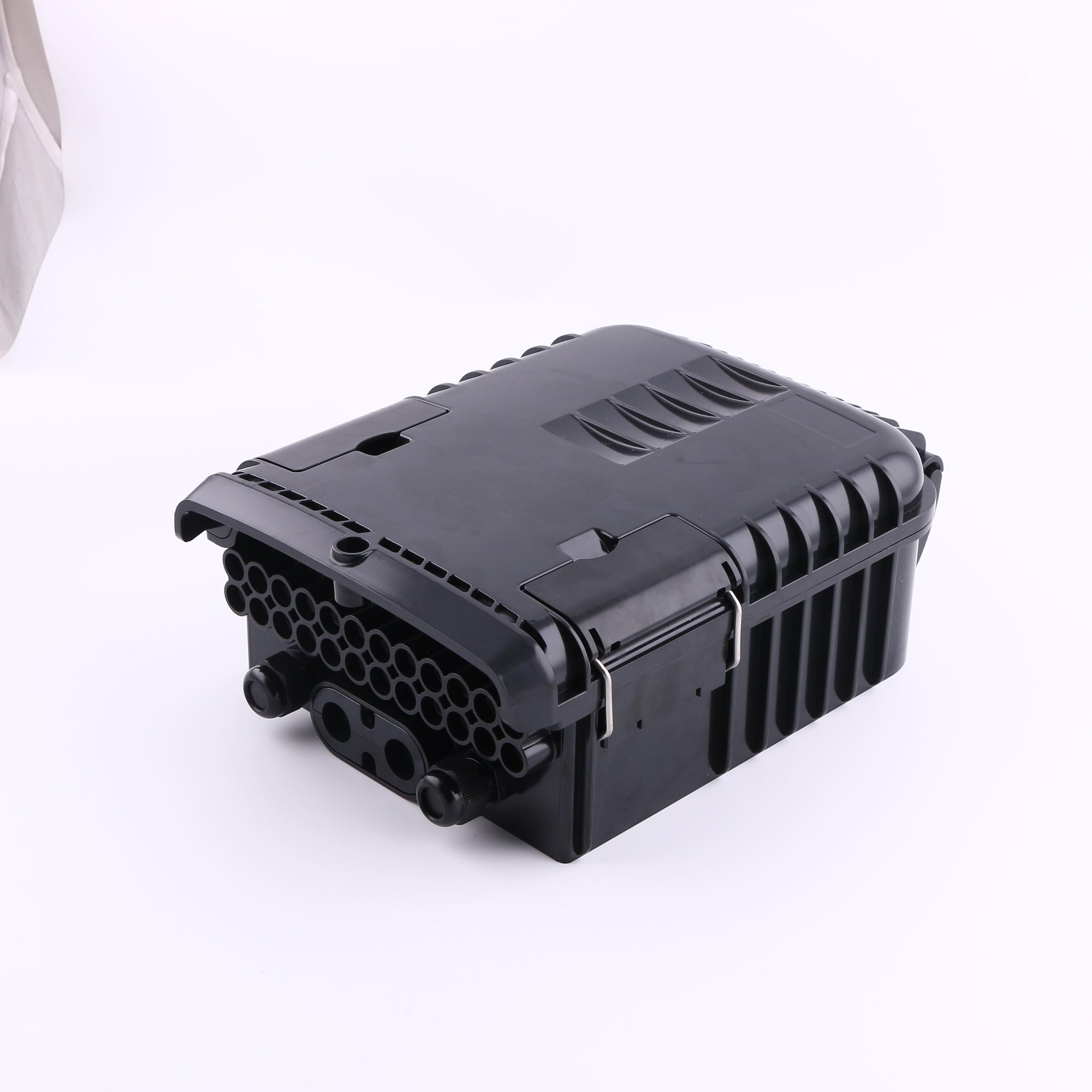 4-port Gigabit POE BT switch, following the IEEE802.3bt (POE++ ...