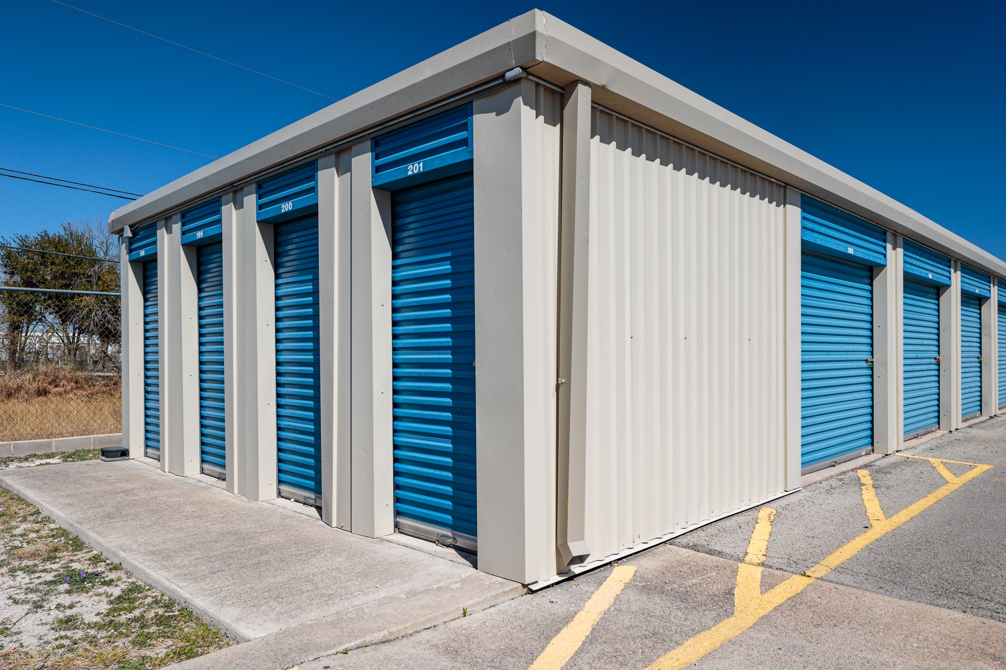 Del Rio 90 Storage