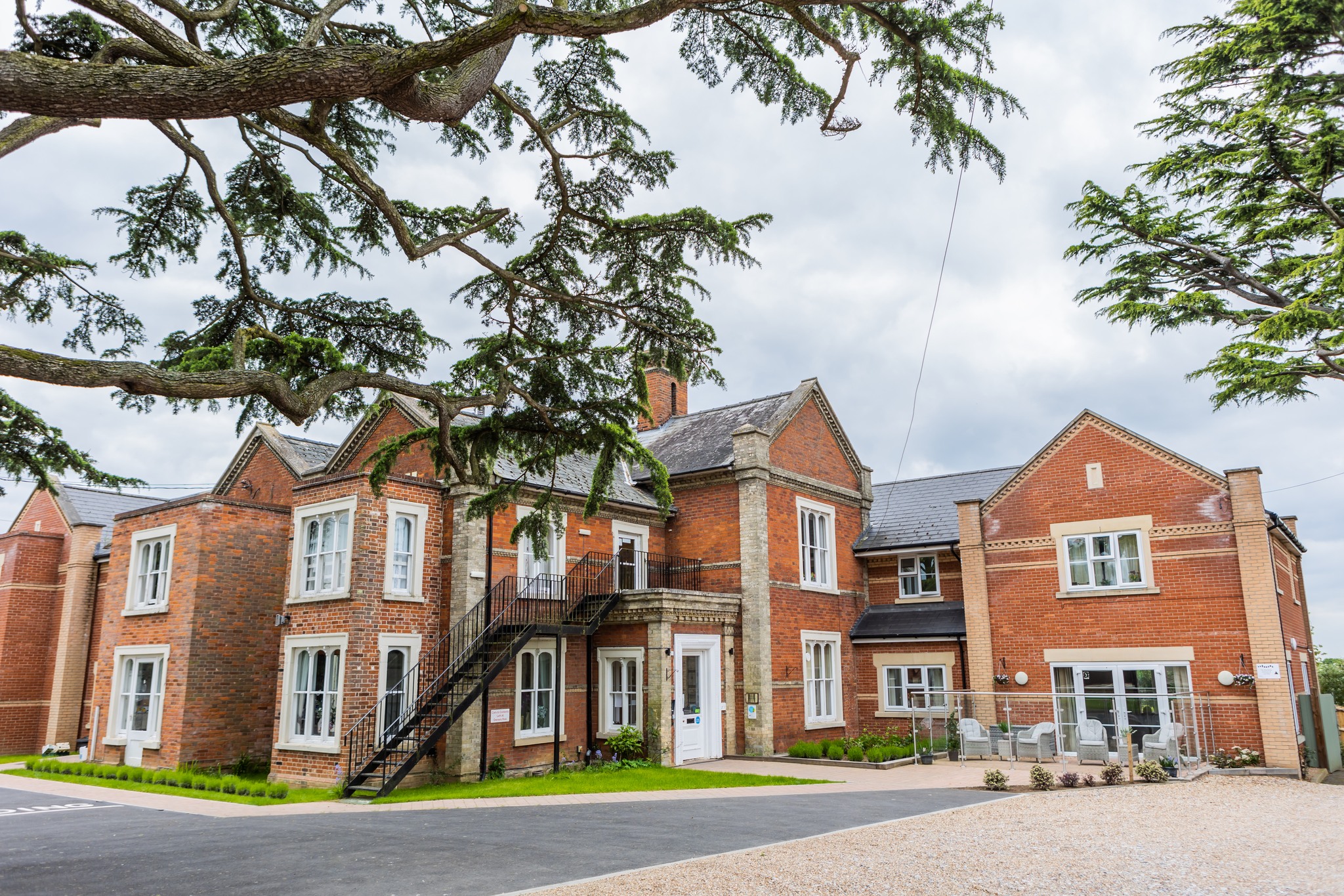 Cedars Place Halstead - Stow Healthcare | Halstead