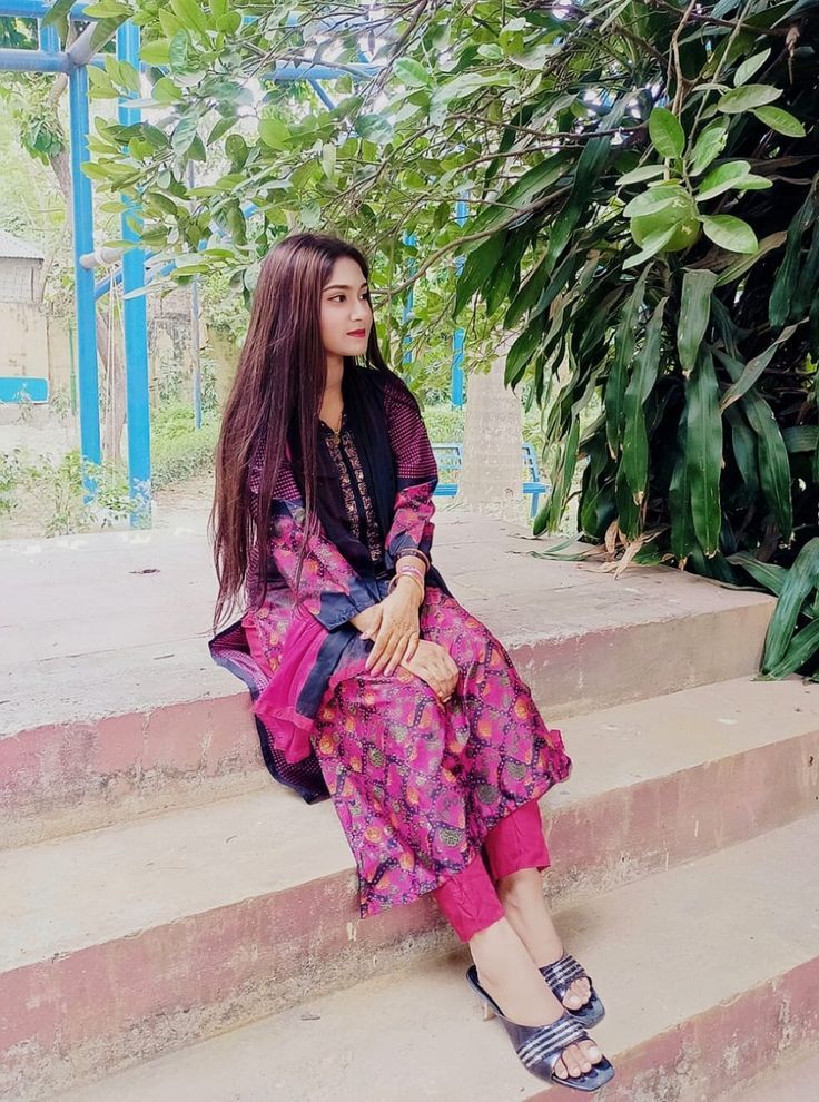 Ayesa Neha - Ayesa Neha updated her cover photo.