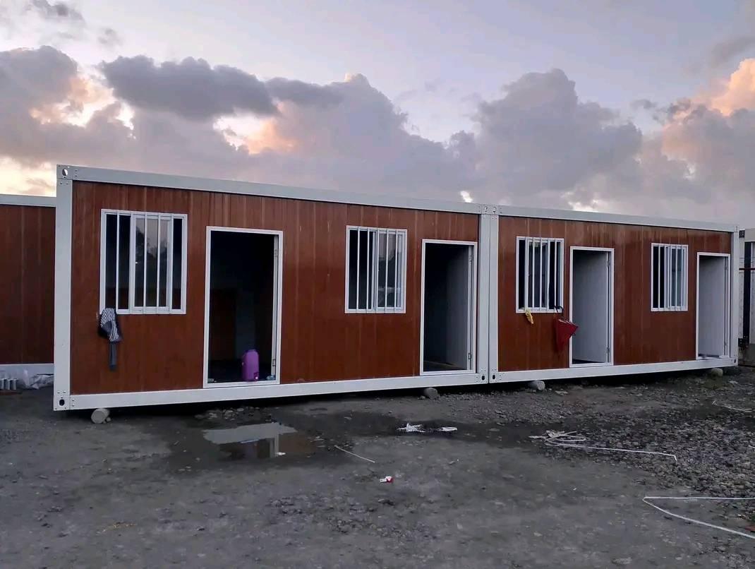 Retrofitted... - Retrofitted Containers and Porta Cabins