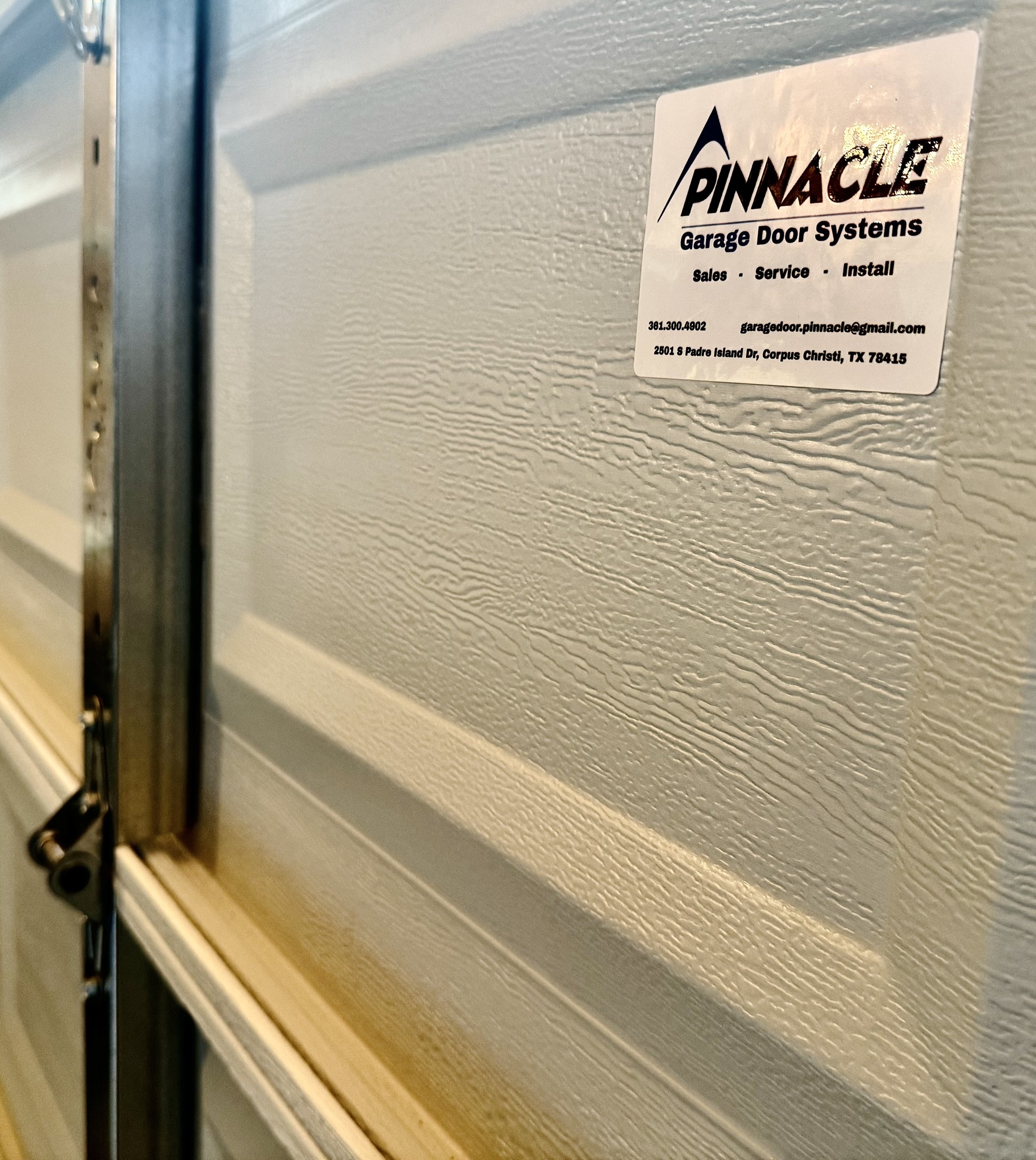 Pinnacle Garage Door Systems | Corpus Christi TX