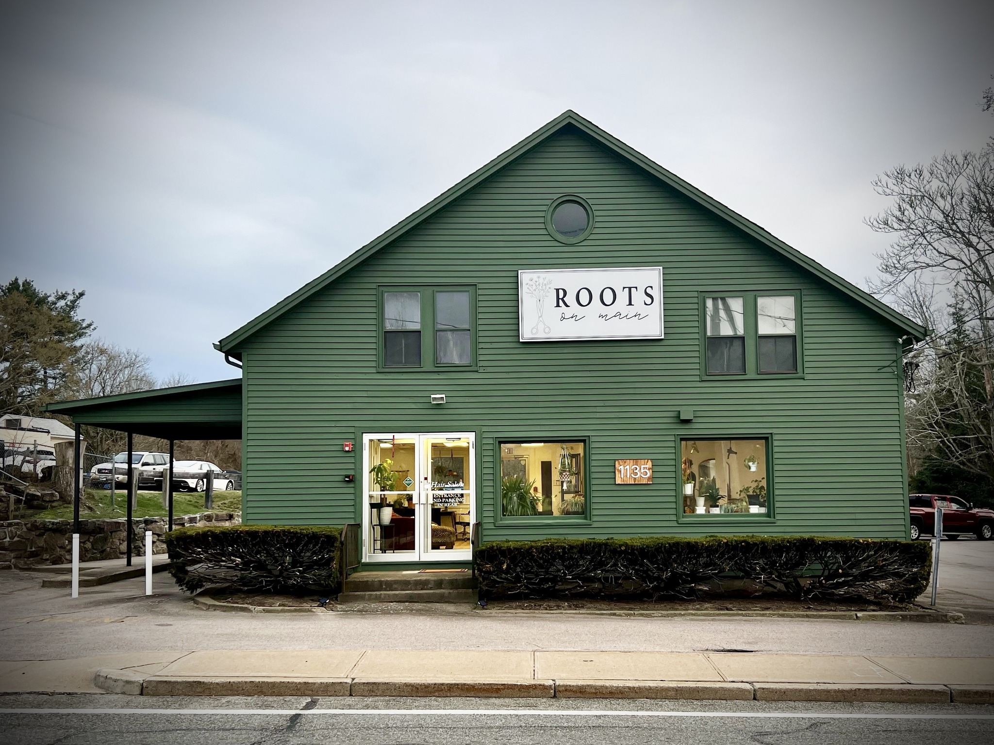 Roots on Main | Wyoming RI