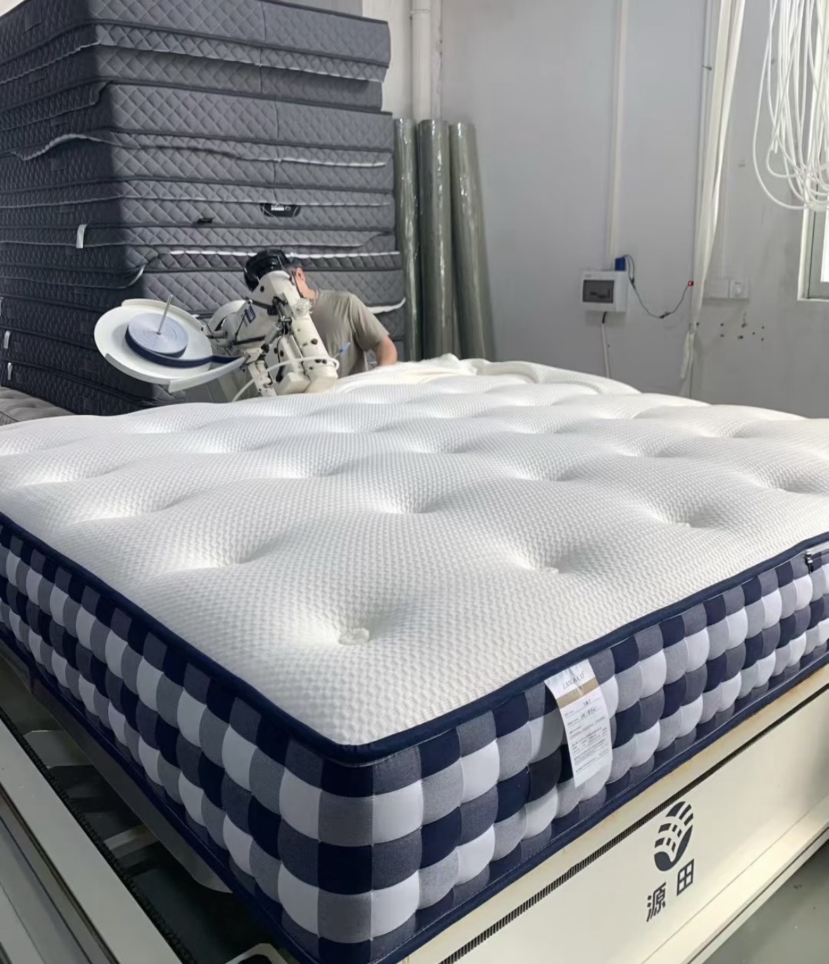 🔥 **FROM A SMALL ROLL TO A FULL-SIZE SLEEP SOLUTION.** Would you ...