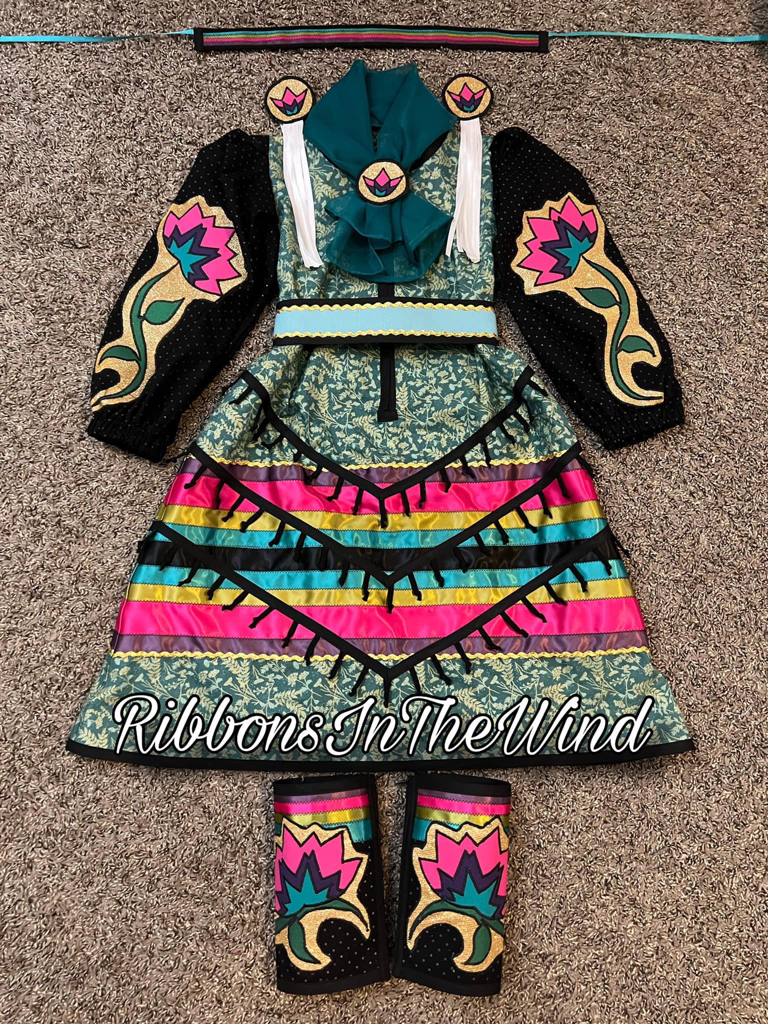 pow wow jingle dress designs sets for girls made to order color choices and appliques Color:GreenFloral Dress ideas college-graduation Mother of the Bride