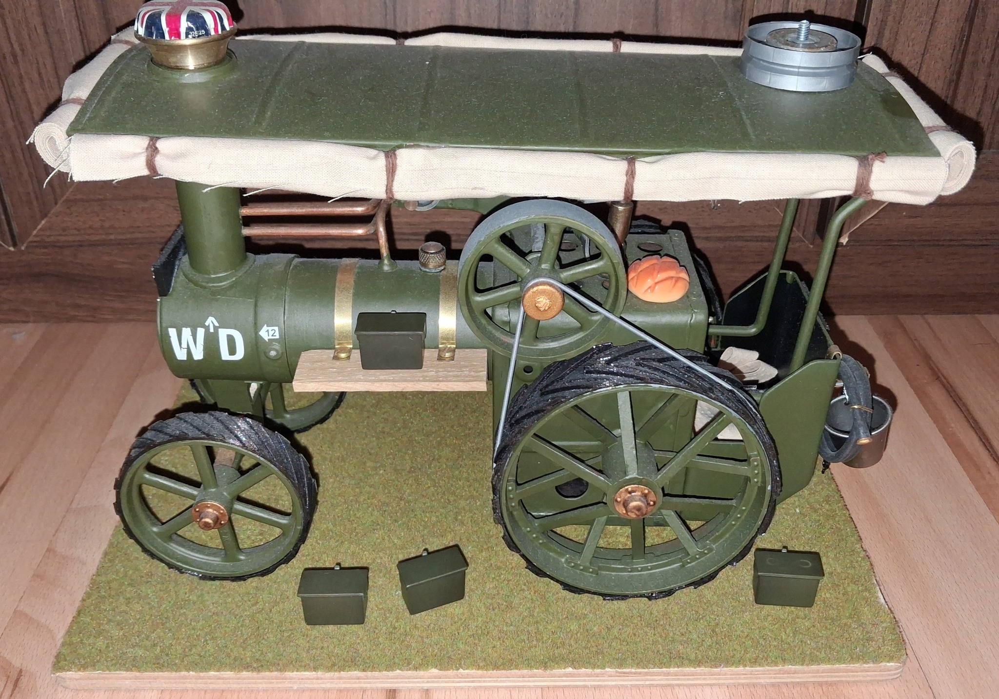 Customizing Mamod TE1A into WW1 War Dept engine