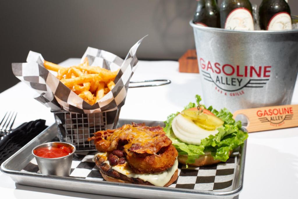 Gasoline Alley Bar & Grille | Morgantown PA
