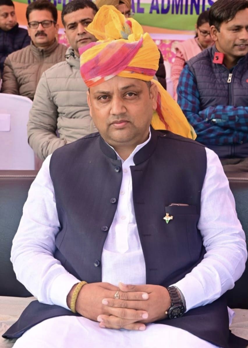 #DDC balvir lal ne bjp candidate Surinder Bhagat ke liye #shayri sunakr ...