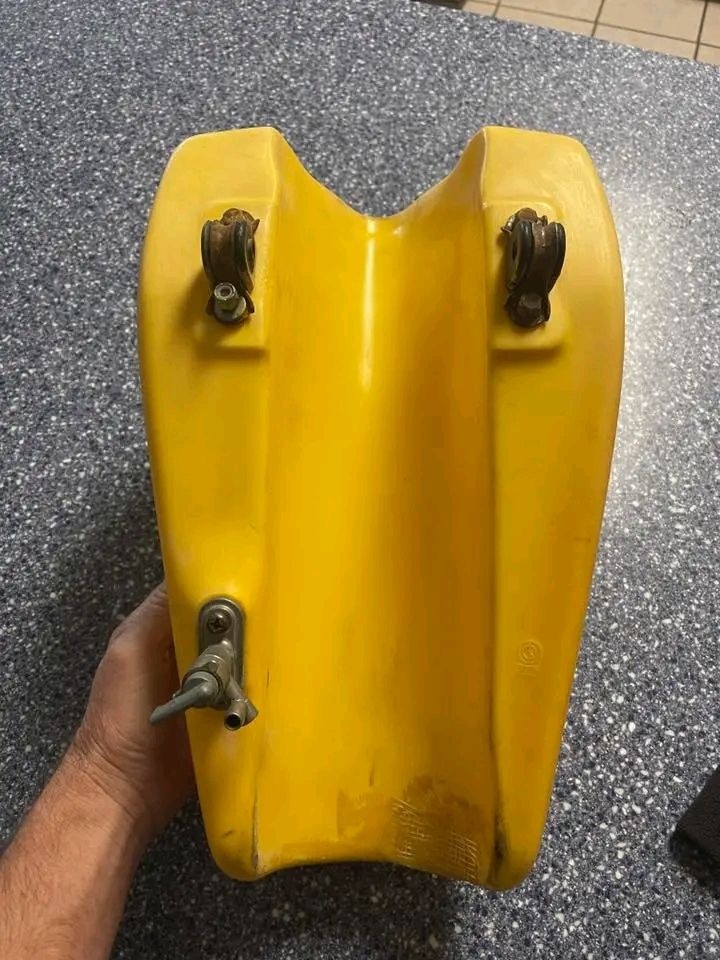 TM125 TM250 TS250 RM125 タンク TM125 TM250 TS250 RM125 タンク