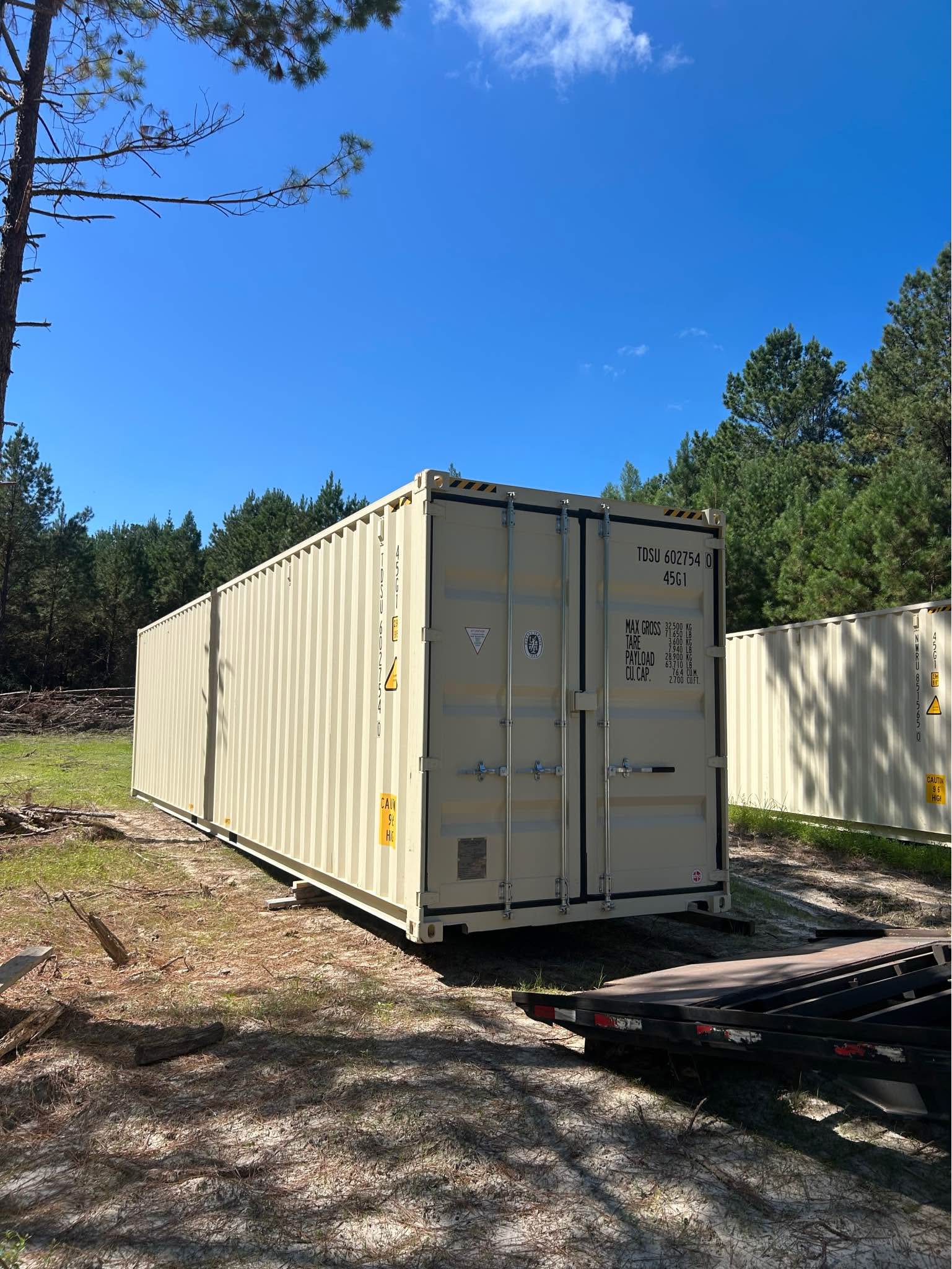 New and used Shipping/Storage containers 20ft & 40ft high cube