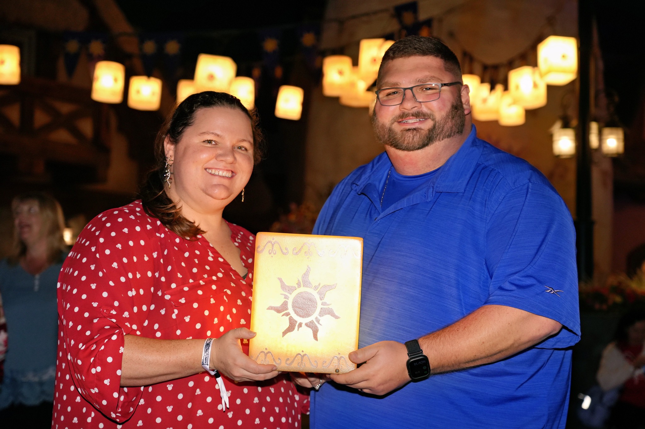 Taking a Bite out of Brew-Wing Lab at the EPCOT International Food ...