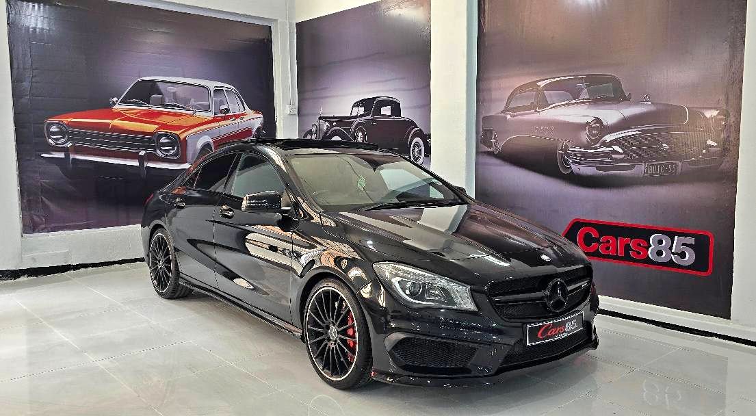 Plaque De Verrouillage De Capot Pour Mercedes-Benz CLA45 AMG 2014-2018 - Réf. 2468800360