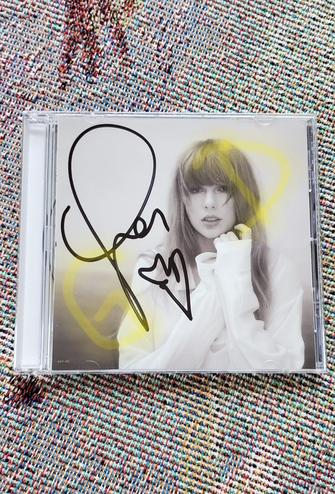 Unique Taylor Swift Signed CD with Heart Design from Recent Drop