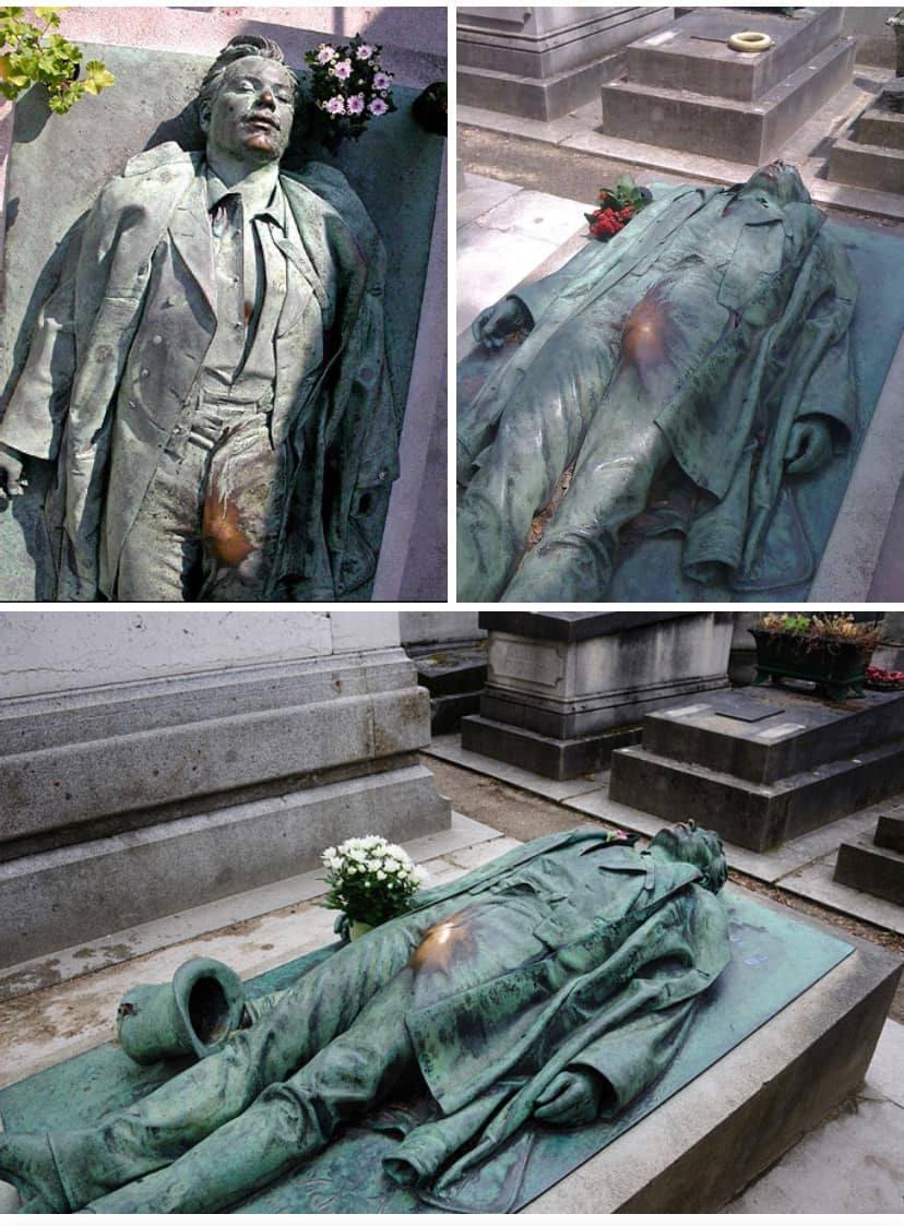 The statue of a prominent 19th century French journalist is losing