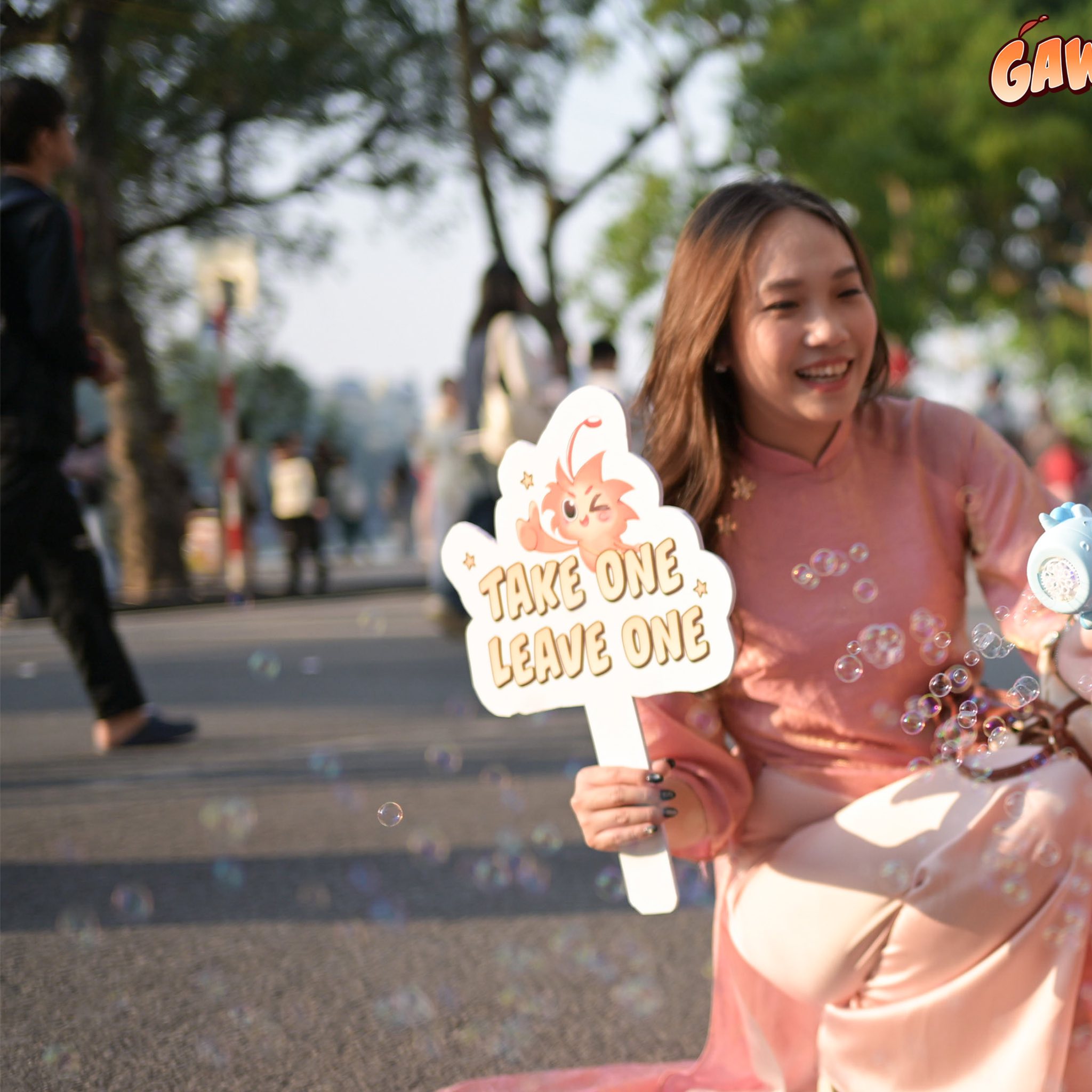 Gawk Dũng Cảm - 📬 RECAP SỰ KIỆN TAKE ONE LEAVE ONE - NHẬN... | Facebook