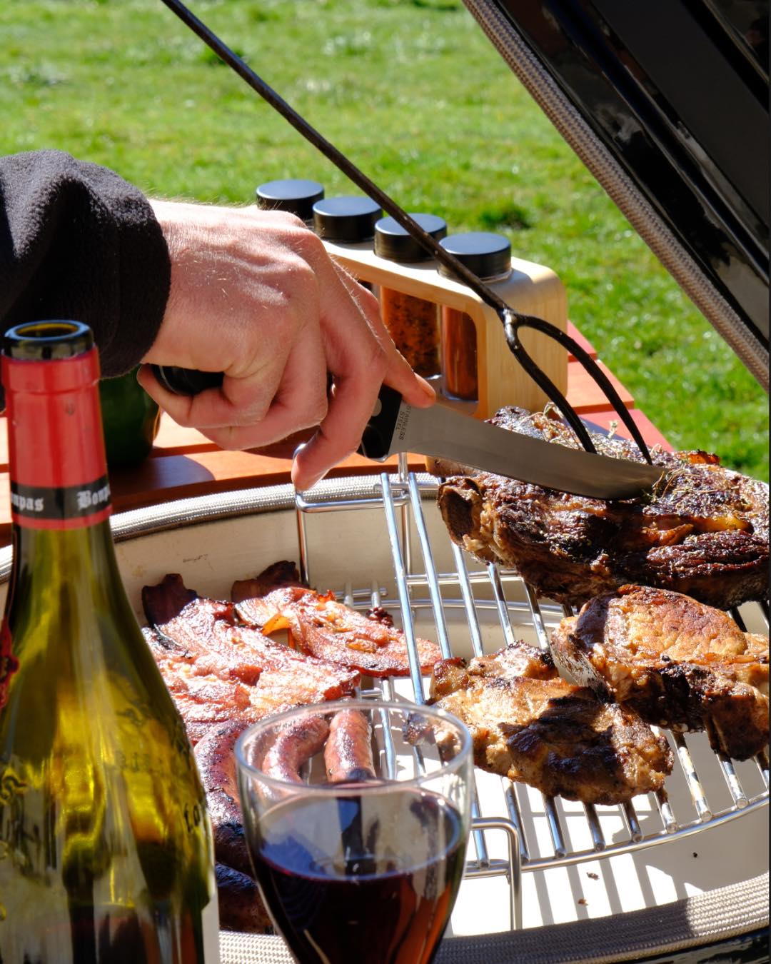 The French Barbecue - Today WE try the last addition to our collection ...