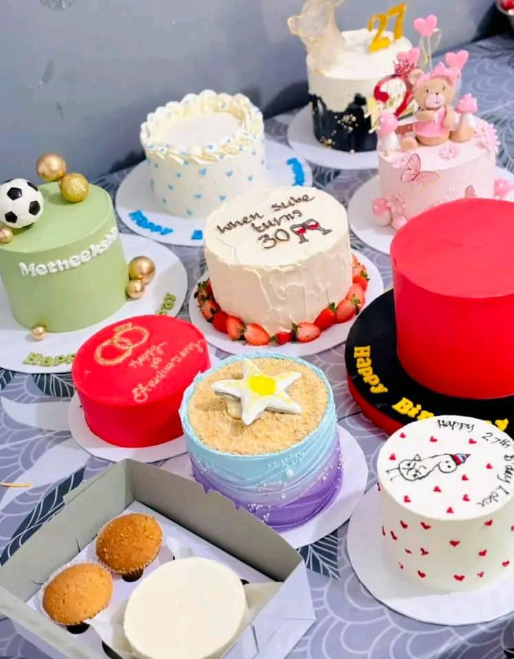 ධනා DREAM CAEK