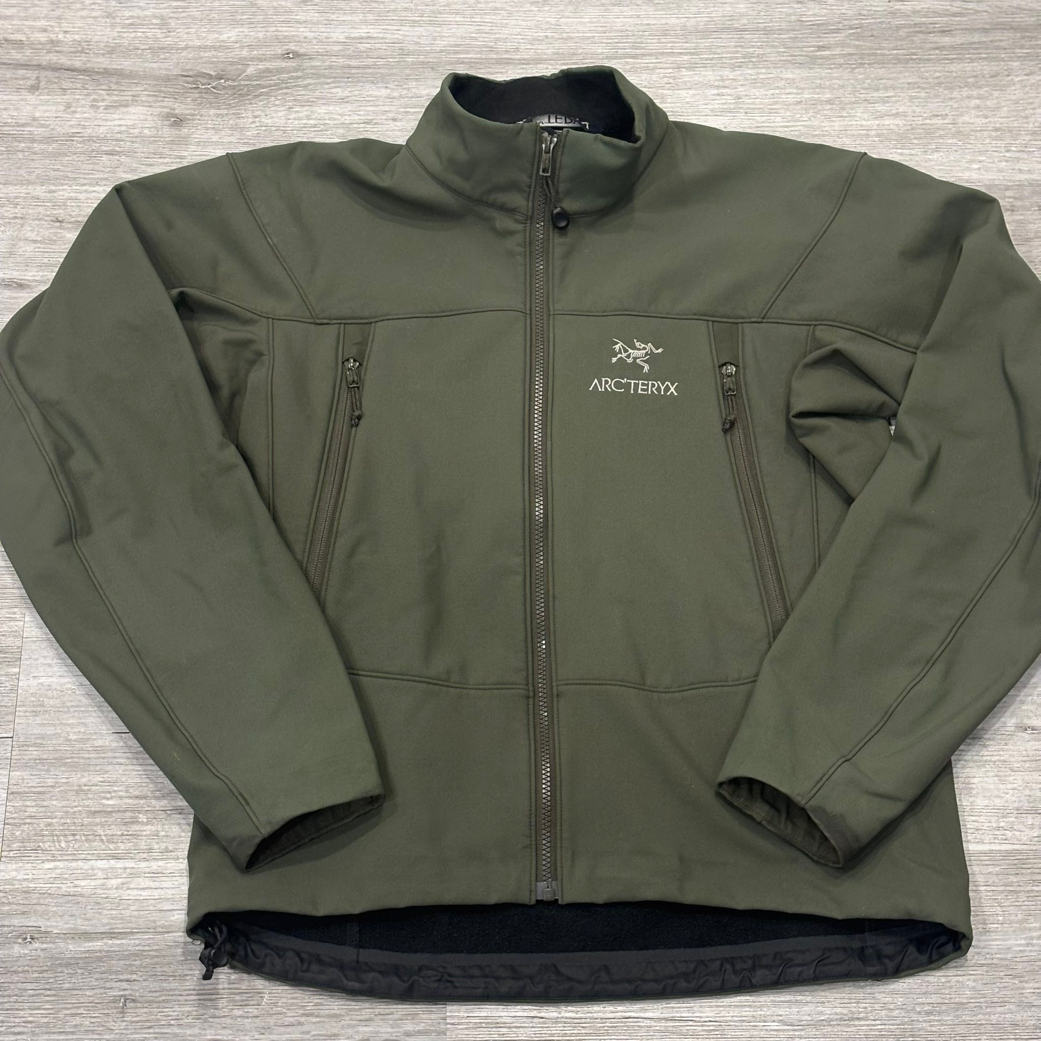 Discoloration on Arcteryx Stratus jacket?