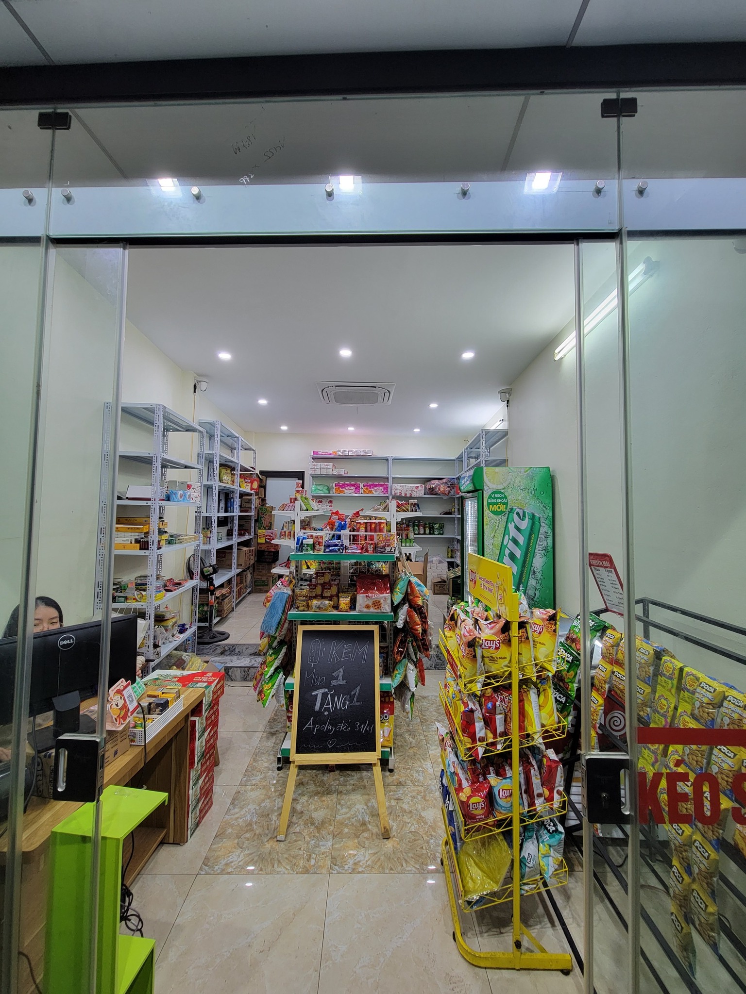 Siêu thị Simple Mart | Hanoi