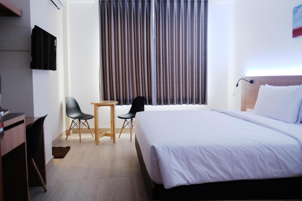 GRAND THAMRIN HOTEL