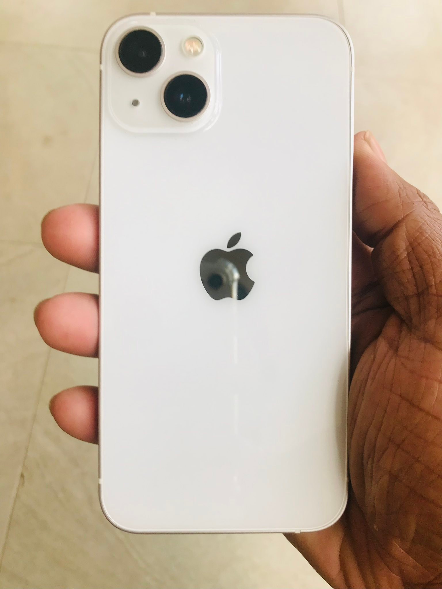 Apple iPhone 13 256GB in mint condition. No scratches or marks 