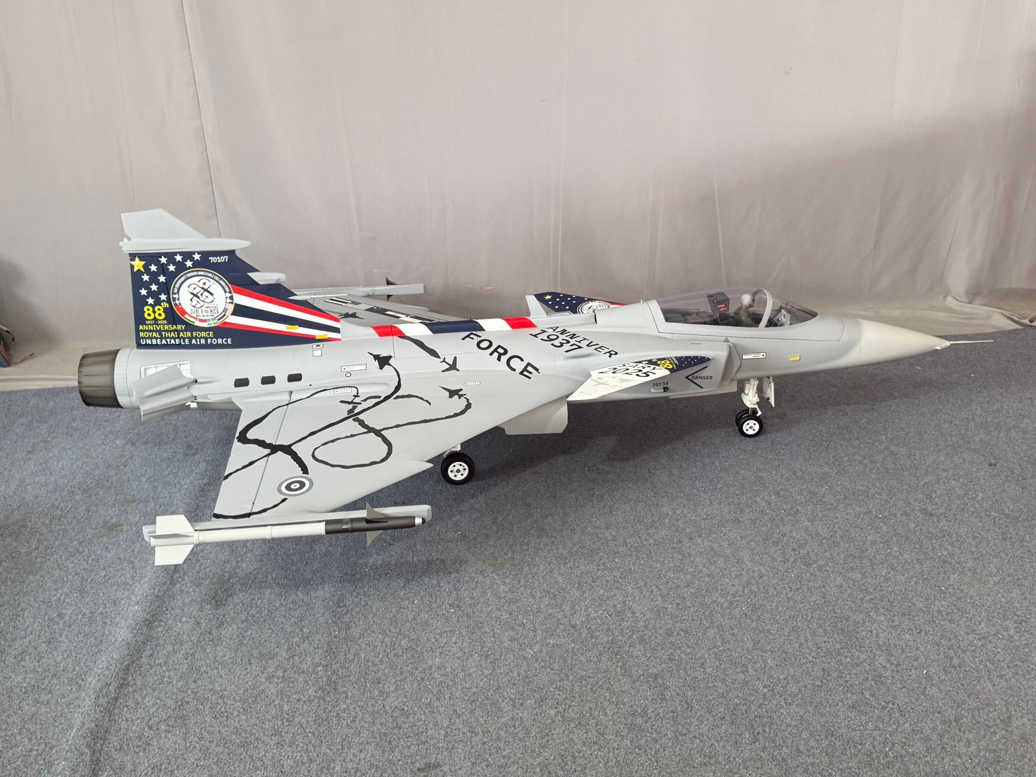 Jet Ruler-RC - Jet Ruler-RC added a new photo.