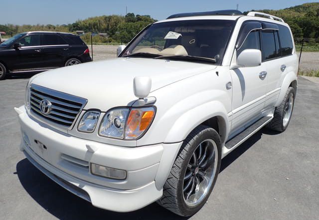 2001 TOYOTA Land Cruiser Mileage 151,337km Engine Size 4,660cc