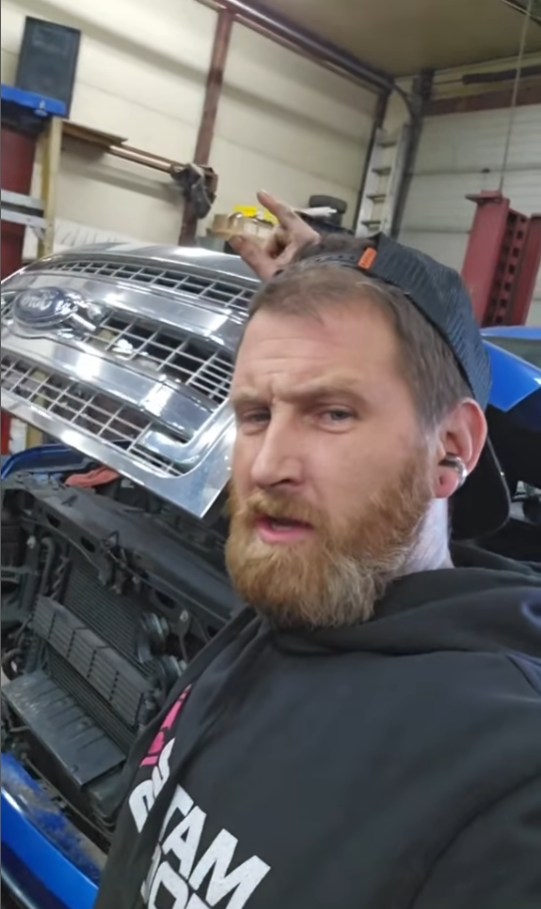 waiting on parts#autotechmike #rustbeltmechanic #mechanicsoftiktok # ...
